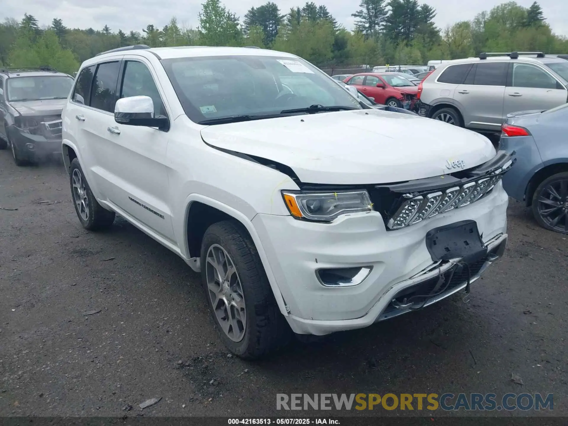 1 Photograph of a damaged car 1C4RJFCT2LC135805 JEEP GRAND CHEROKEE 2020