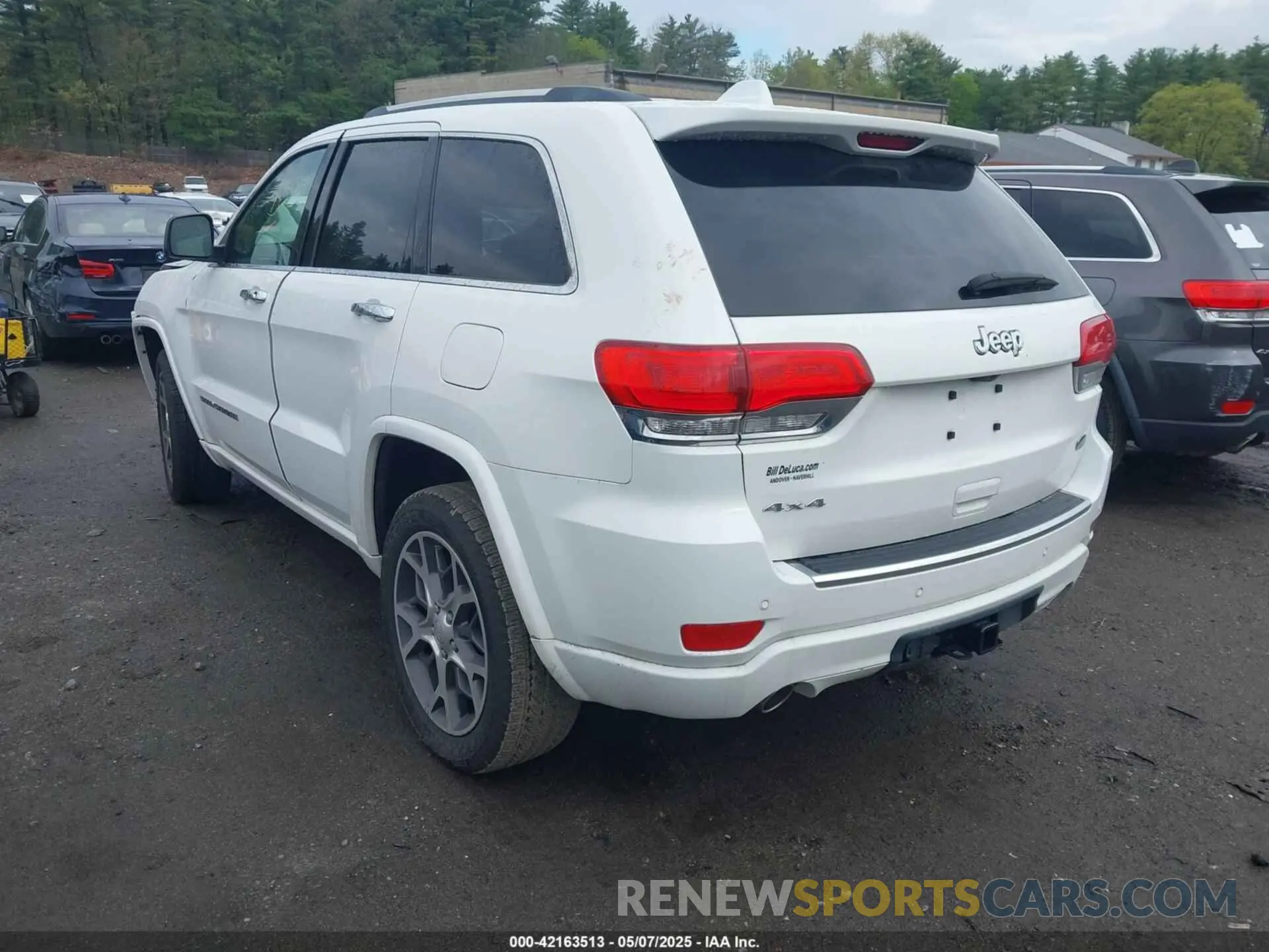 3 Photograph of a damaged car 1C4RJFCT2LC135805 JEEP GRAND CHEROKEE 2020