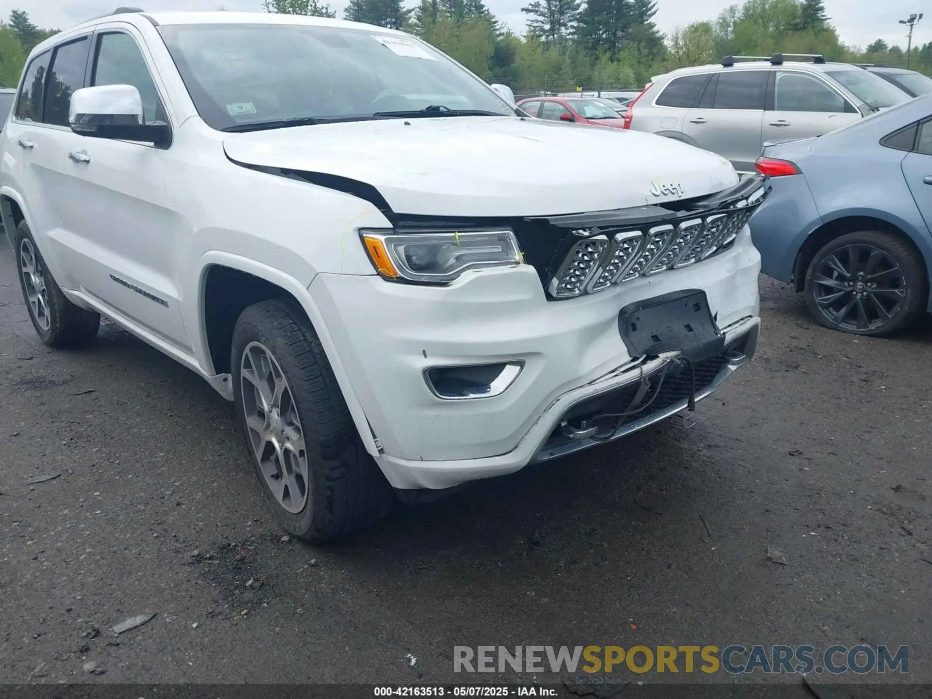 6 Photograph of a damaged car 1C4RJFCT2LC135805 JEEP GRAND CHEROKEE 2020