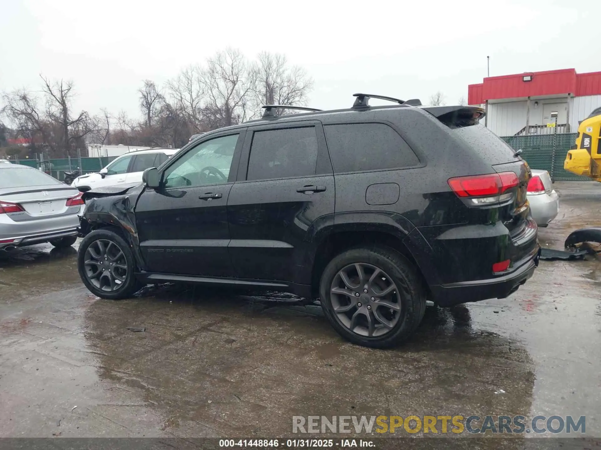 15 Photograph of a damaged car 1C4RJFCT4LC277315 JEEP GRAND CHEROKEE 2020