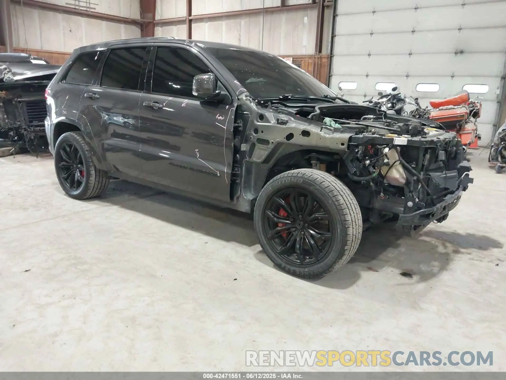 1 Photograph of a damaged car 1C4RJFDJ0LC339001 JEEP GRAND CHEROKEE 2020