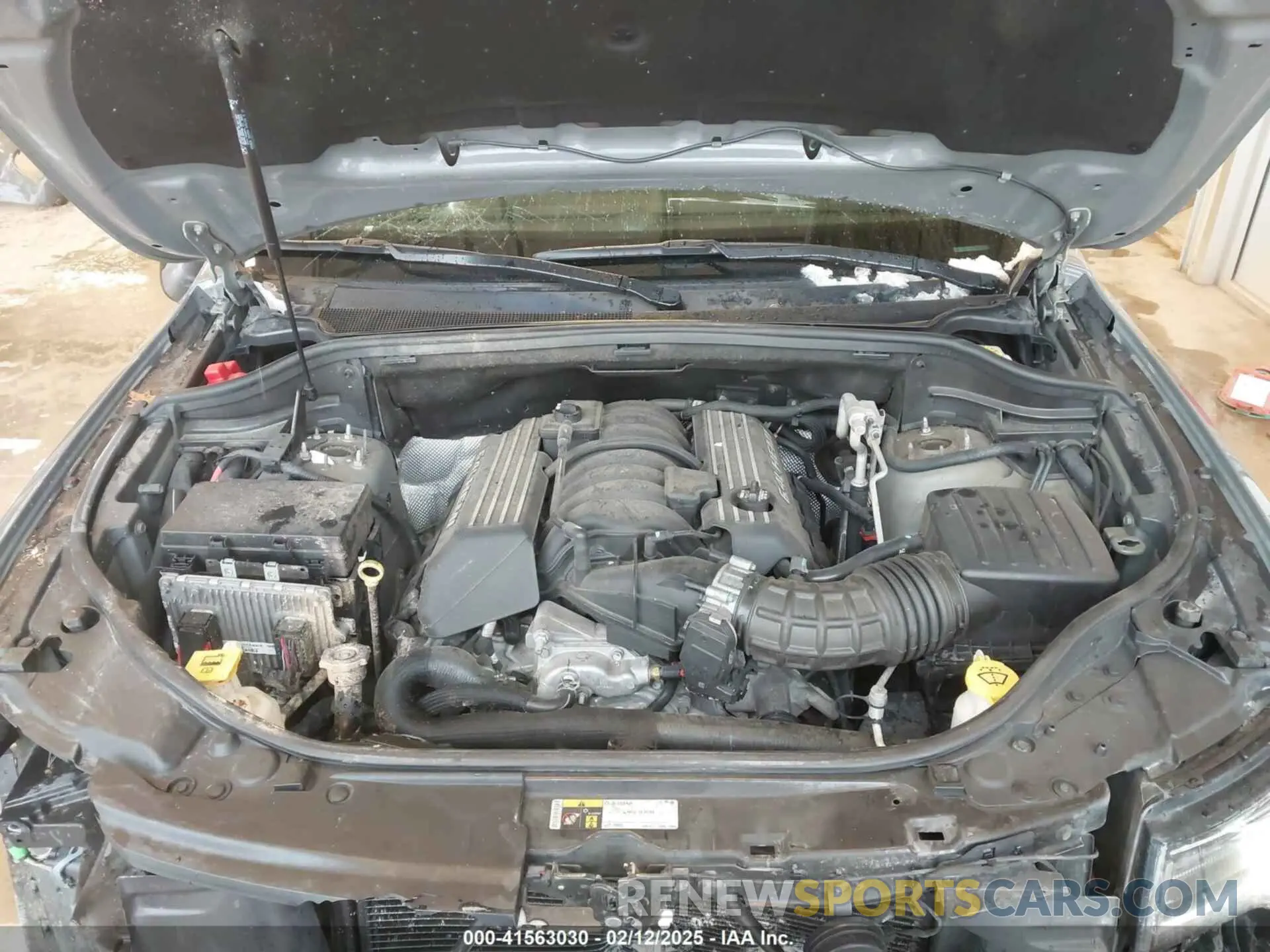 10 Photograph of a damaged car 1C4RJFDJ5LC430863 JEEP GRAND CHEROKEE 2020