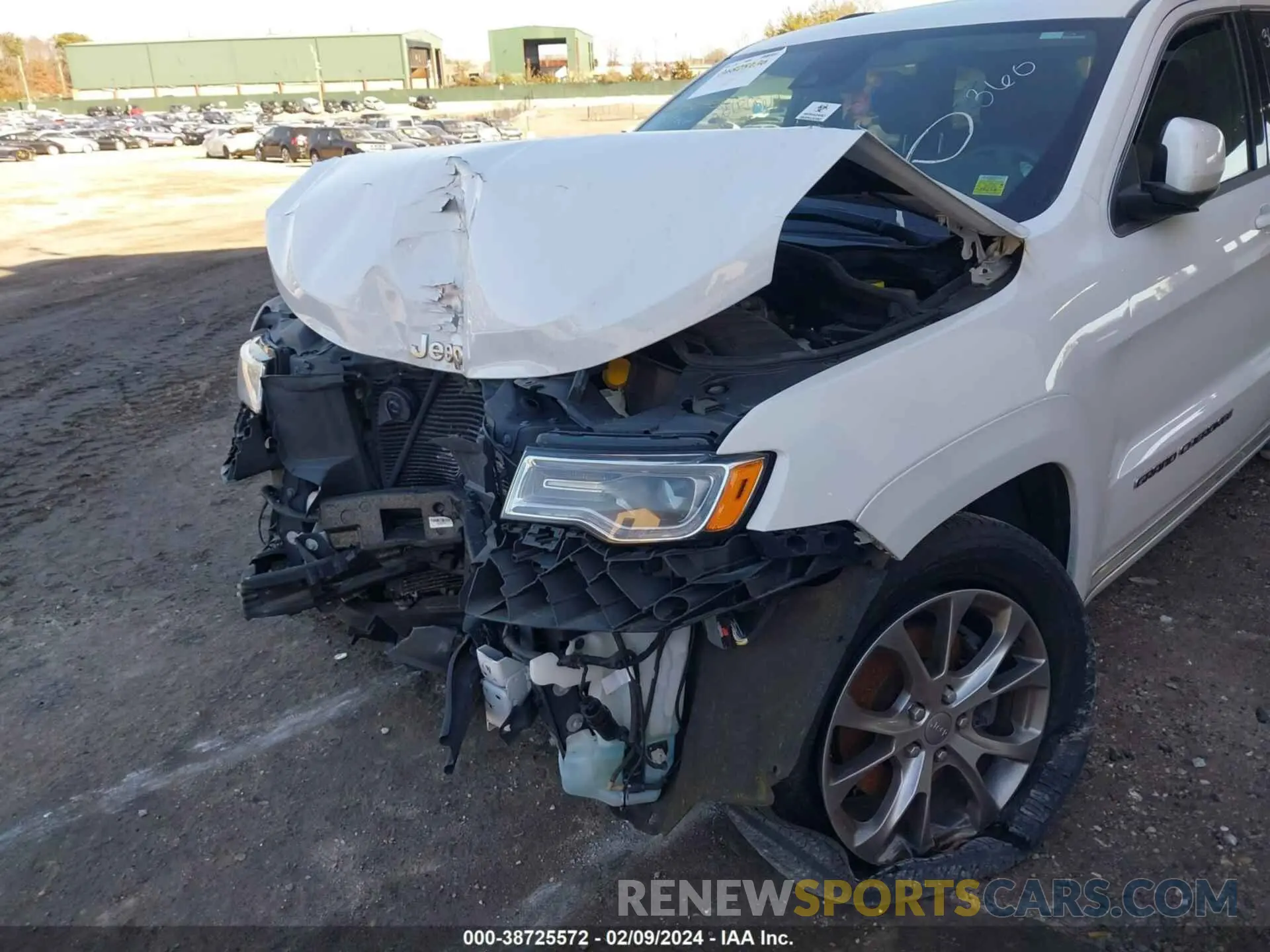 6 Photograph of a damaged car 1C4RJFJT0LC163752 JEEP GRAND CHEROKEE 2020