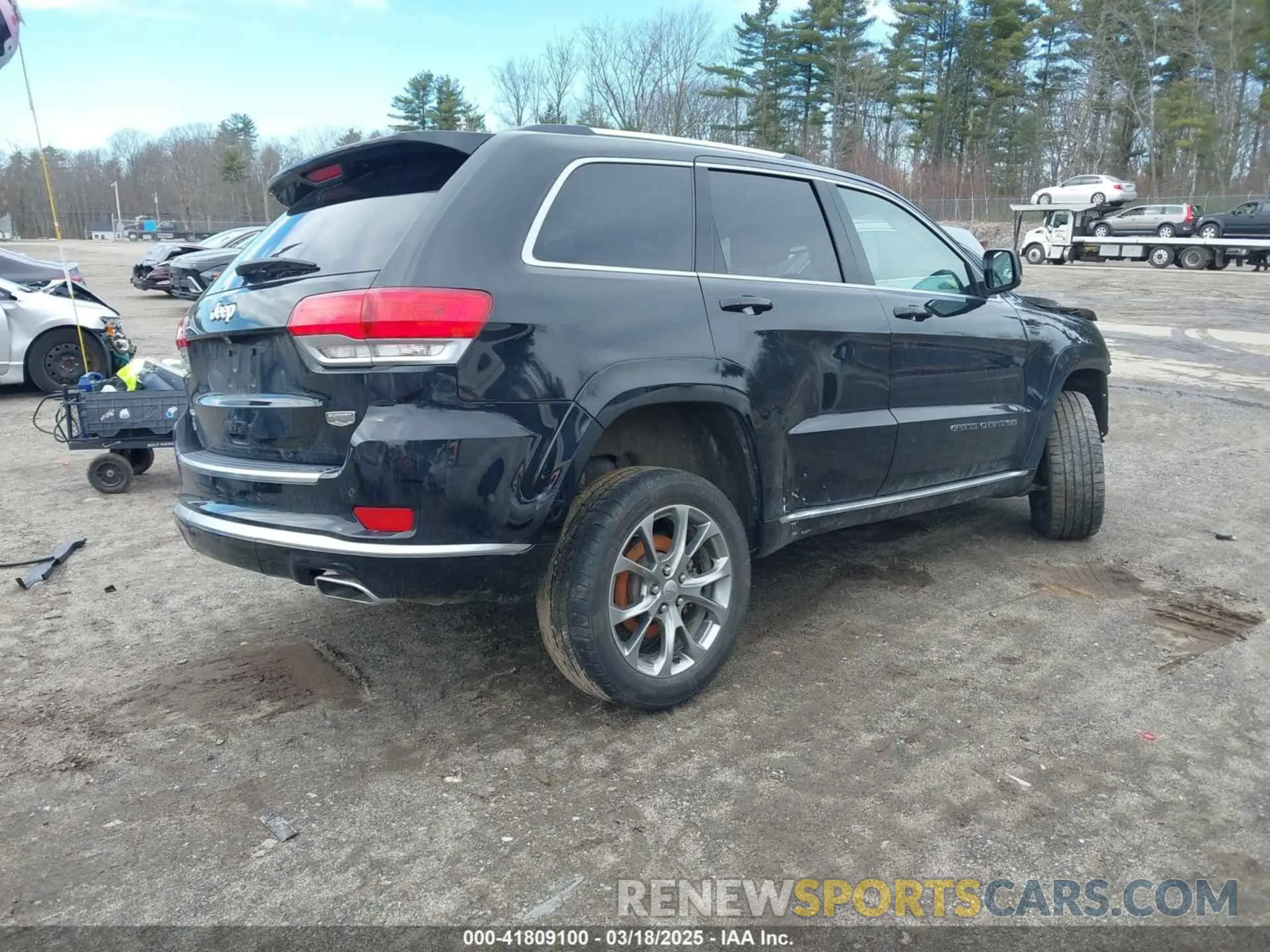 4 Photograph of a damaged car 1C4RJFJT5LC355247 JEEP GRAND CHEROKEE 2020