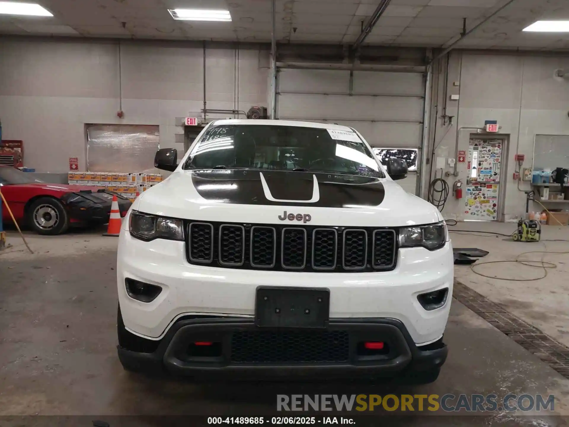 13 Photograph of a damaged car 1C4RJFLG8LC272413 JEEP GRAND CHEROKEE 2020