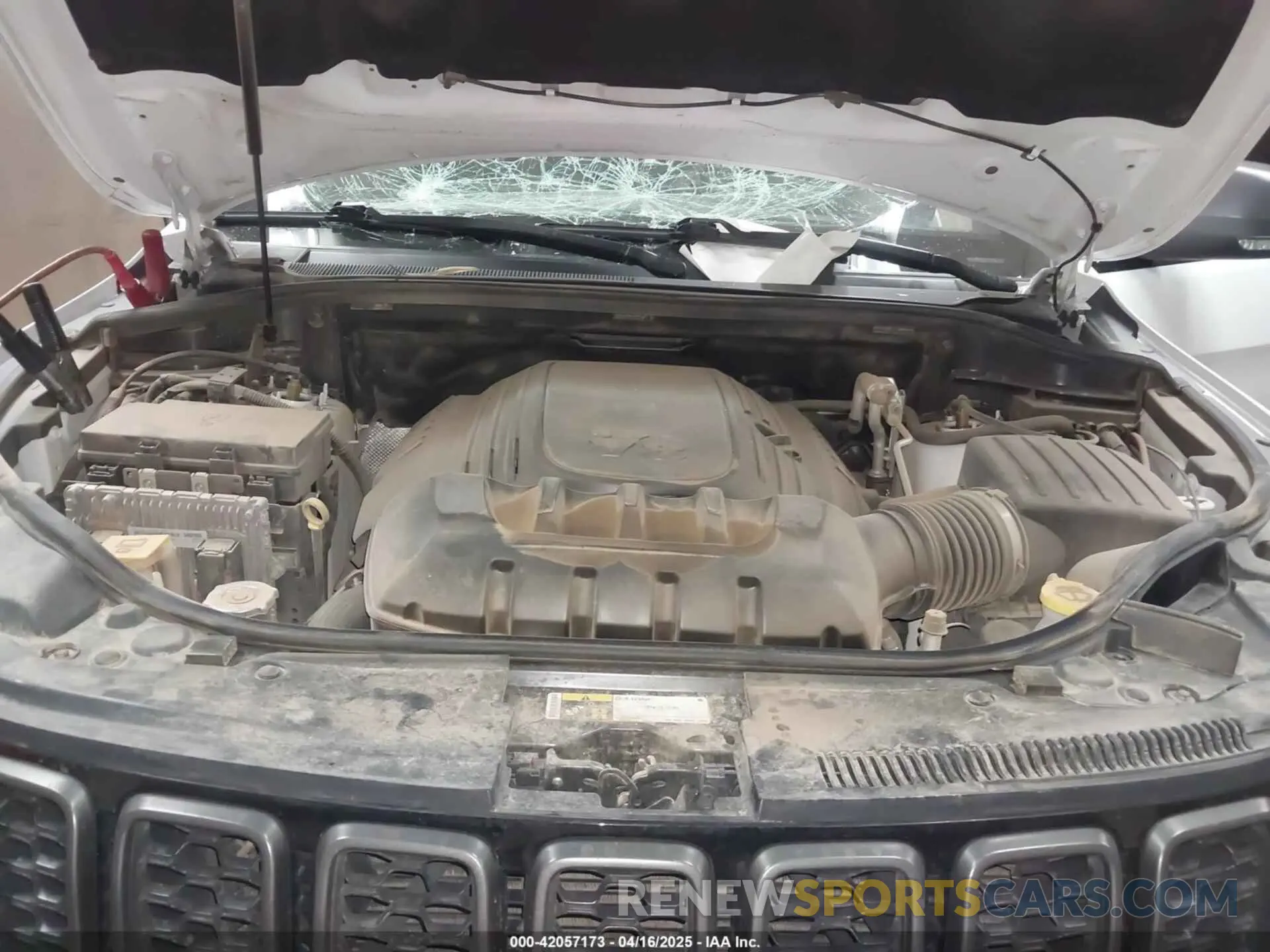 10 Photograph of a damaged car 1C4RJFLT0LC109879 JEEP GRAND CHEROKEE 2020