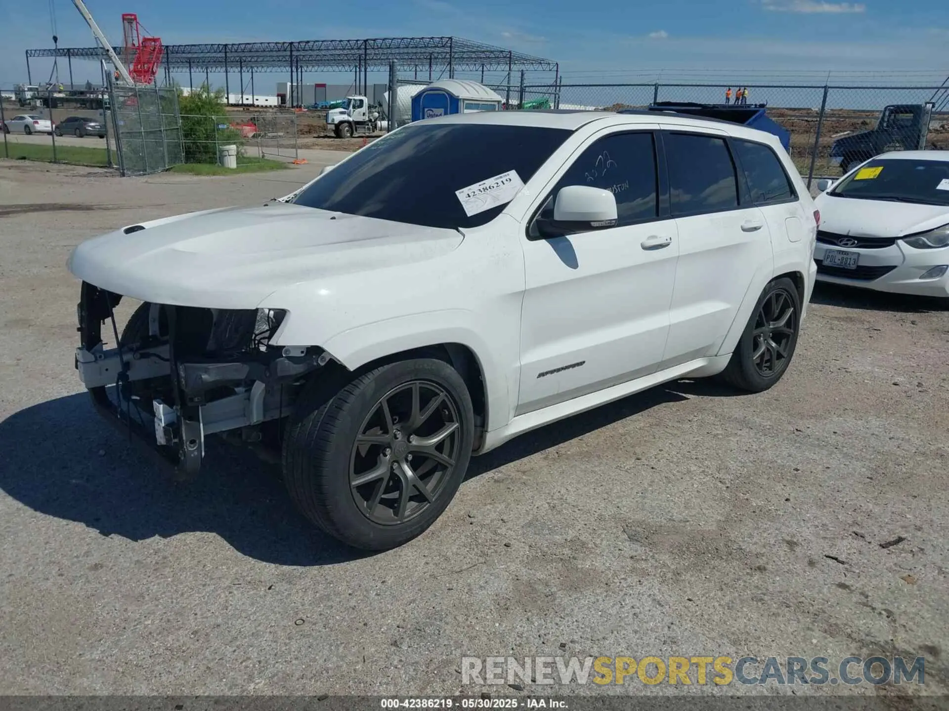 2 Photograph of a damaged car 1C4RJFN96LC141513 JEEP GRAND CHEROKEE 2020