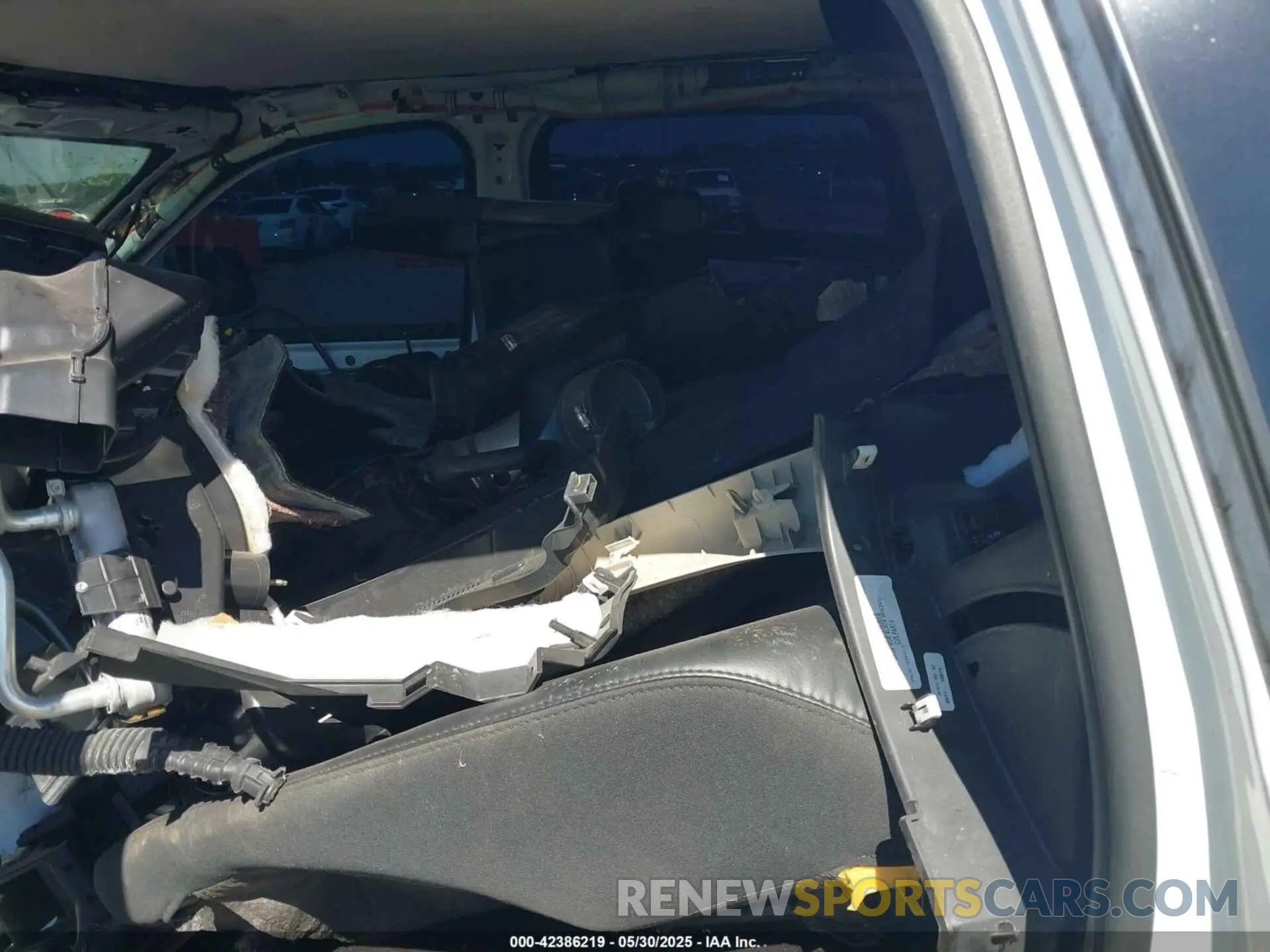 8 Photograph of a damaged car 1C4RJFN96LC141513 JEEP GRAND CHEROKEE 2020
