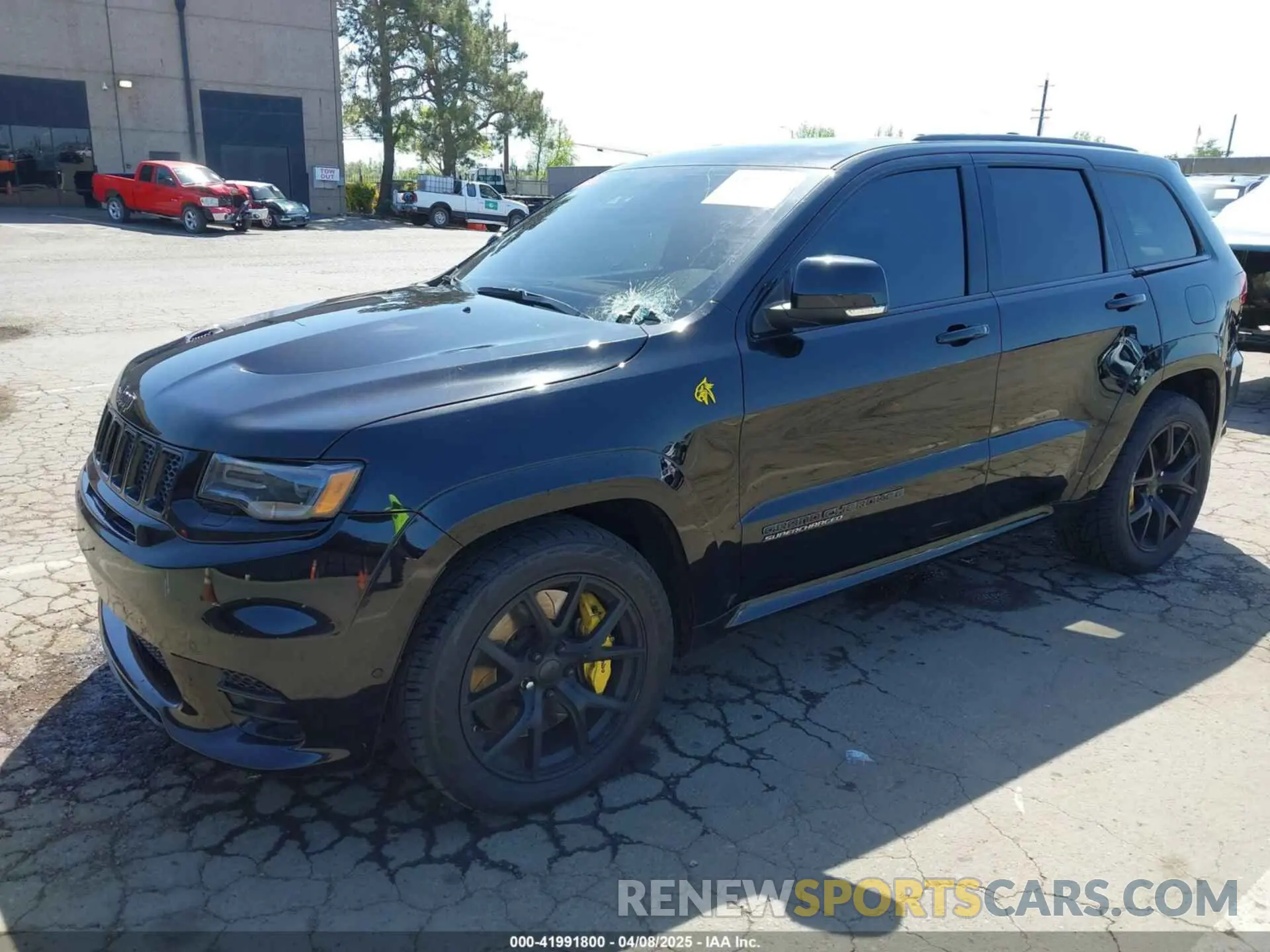 2 Photograph of a damaged car 1C4RJFN96LC336561 JEEP GRAND CHEROKEE 2020