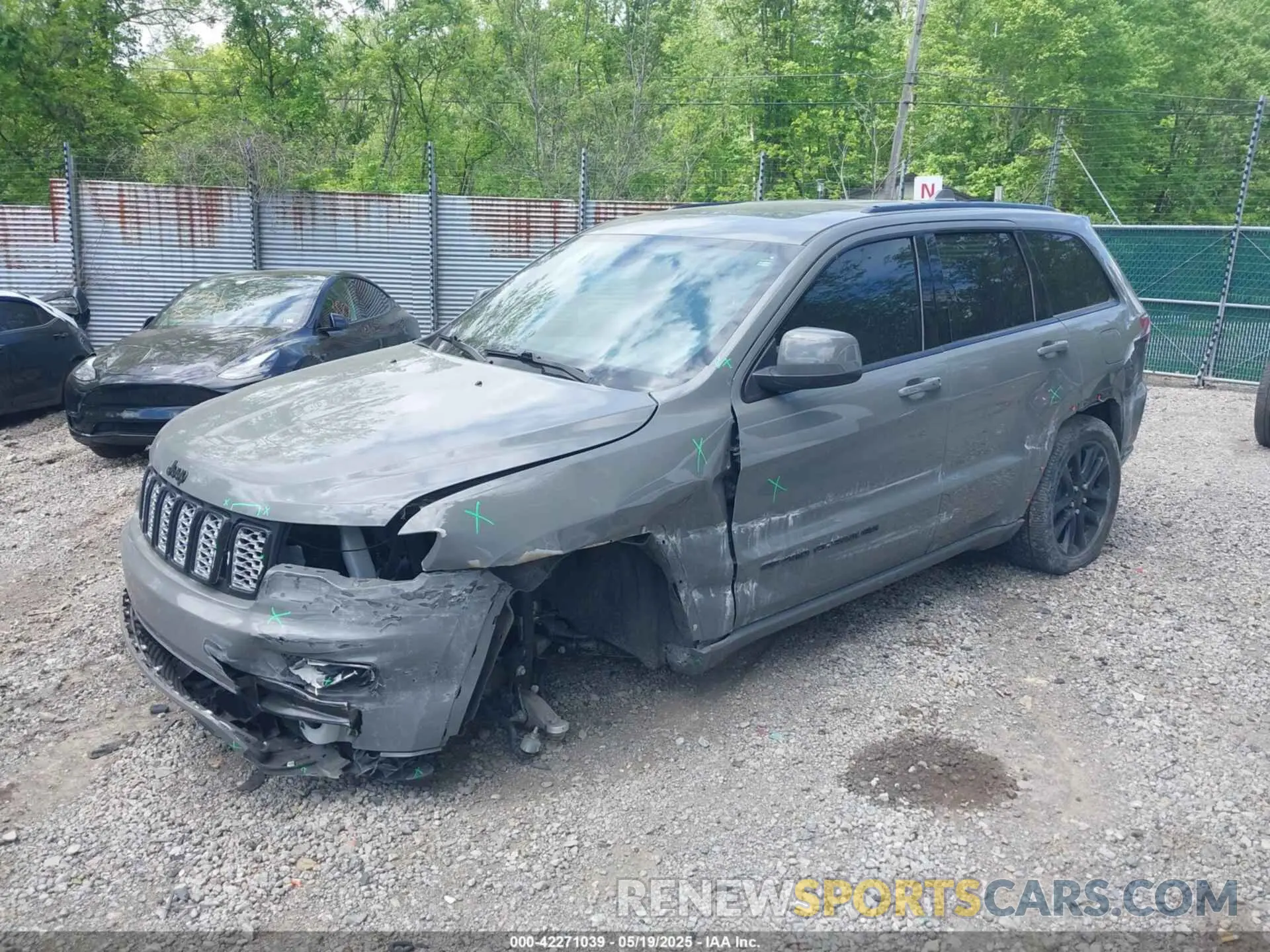 2 Photograph of a damaged car 1C4RJEAG0MC658371 JEEP GRAND CHEROKEE 2021