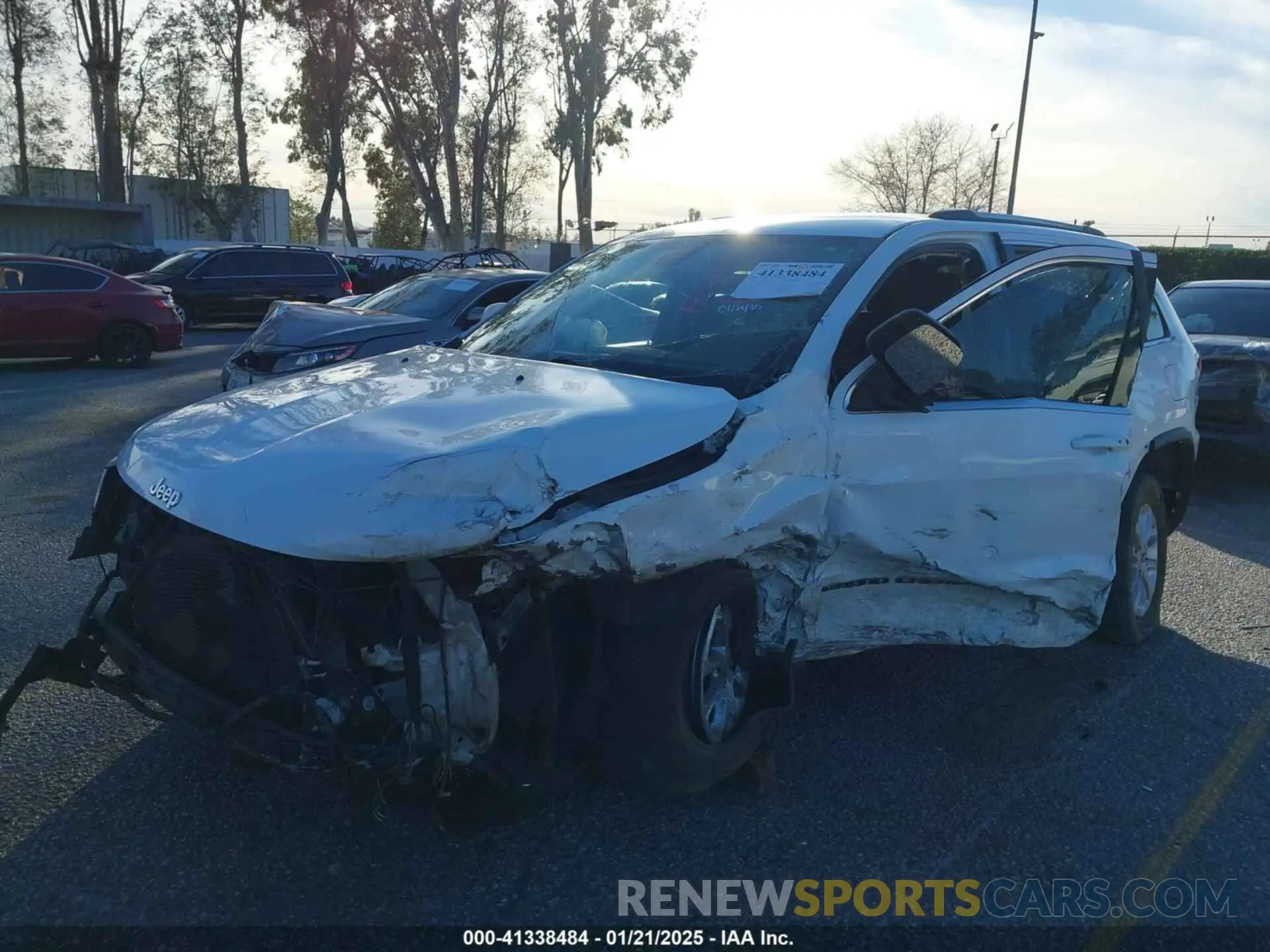 2 Photograph of a damaged car 1C4RJEAG2MC719395 JEEP GRAND CHEROKEE 2021