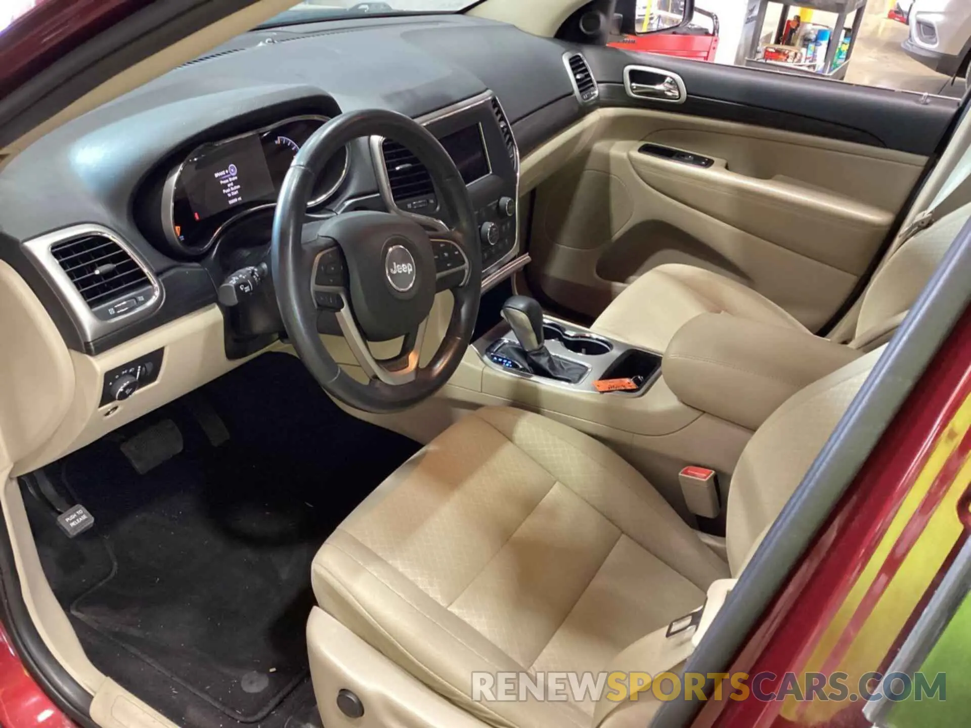 15 Photograph of a damaged car 1C4RJEAG3MC569832 JEEP GRAND CHEROKEE 2021