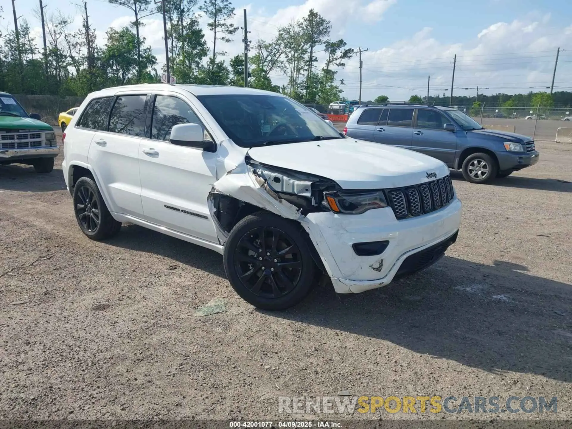 1 Photograph of a damaged car 1C4RJEAG3MC570317 JEEP GRAND CHEROKEE 2021