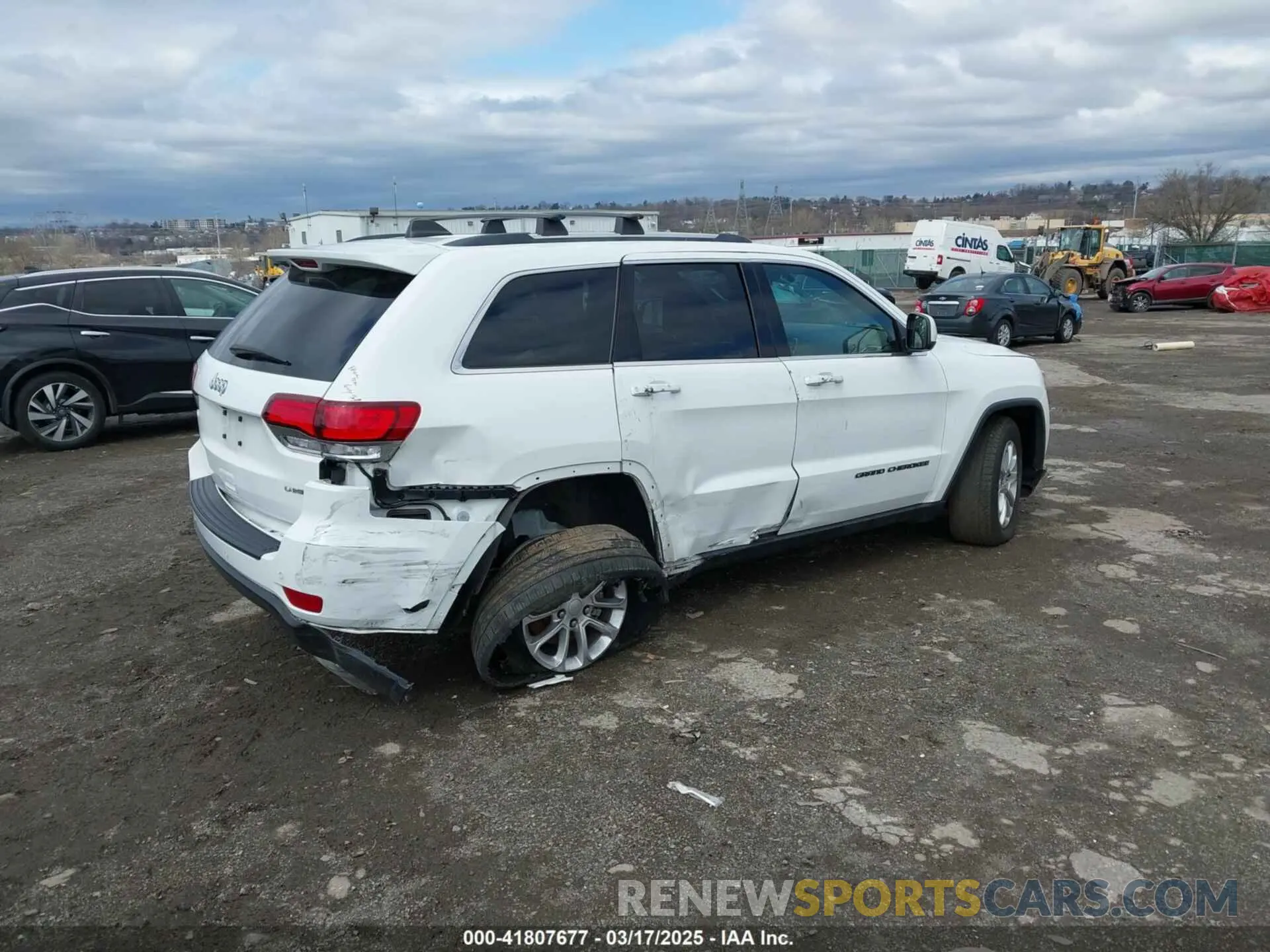 4 Photograph of a damaged car 1C4RJEAG3MC712147 JEEP GRAND CHEROKEE 2021