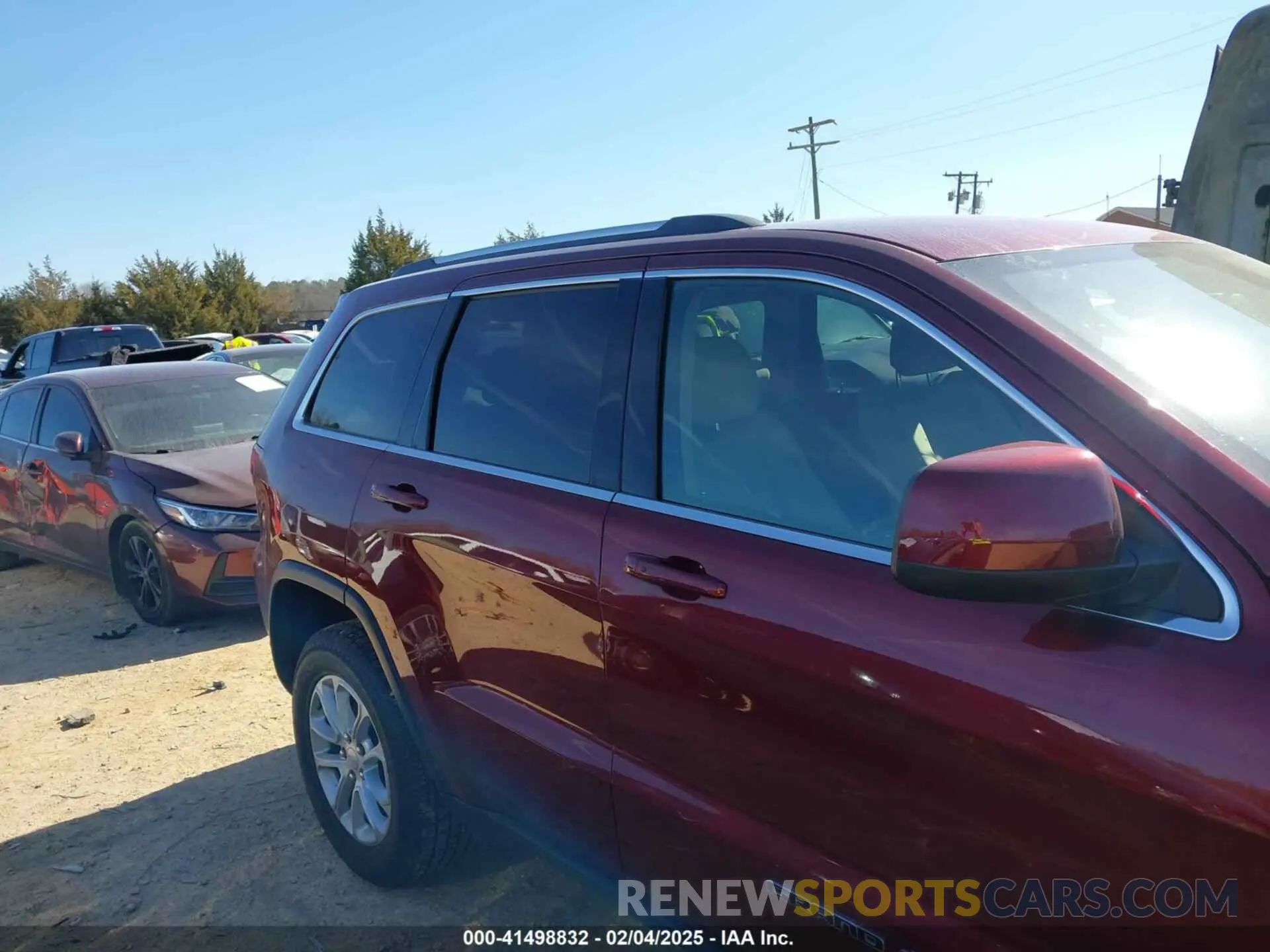 14 Photograph of a damaged car 1C4RJEAG3MC785745 JEEP GRAND CHEROKEE 2021