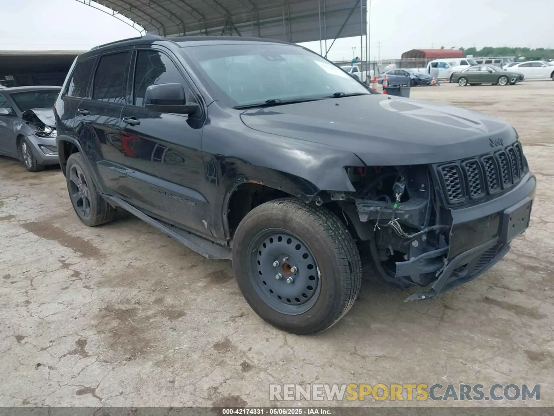 1 Photograph of a damaged car 1C4RJEAG4MC785463 JEEP GRAND CHEROKEE 2021