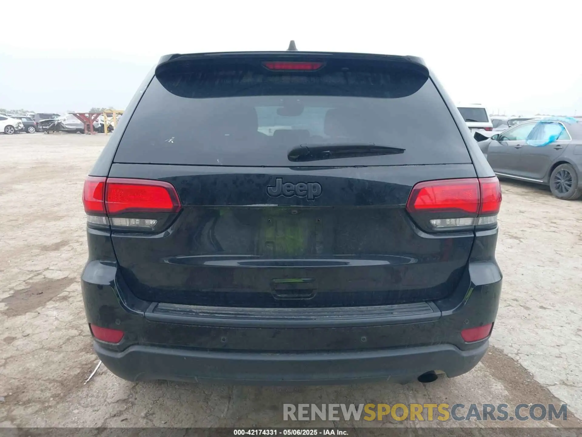 16 Photograph of a damaged car 1C4RJEAG4MC785463 JEEP GRAND CHEROKEE 2021