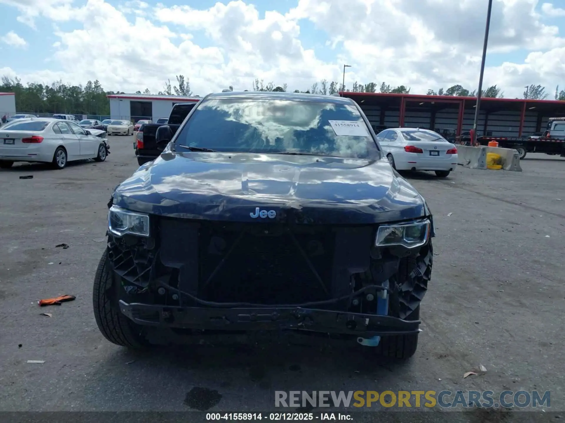 12 Photograph of a damaged car 1C4RJEAG5MC843953 JEEP GRAND CHEROKEE 2021