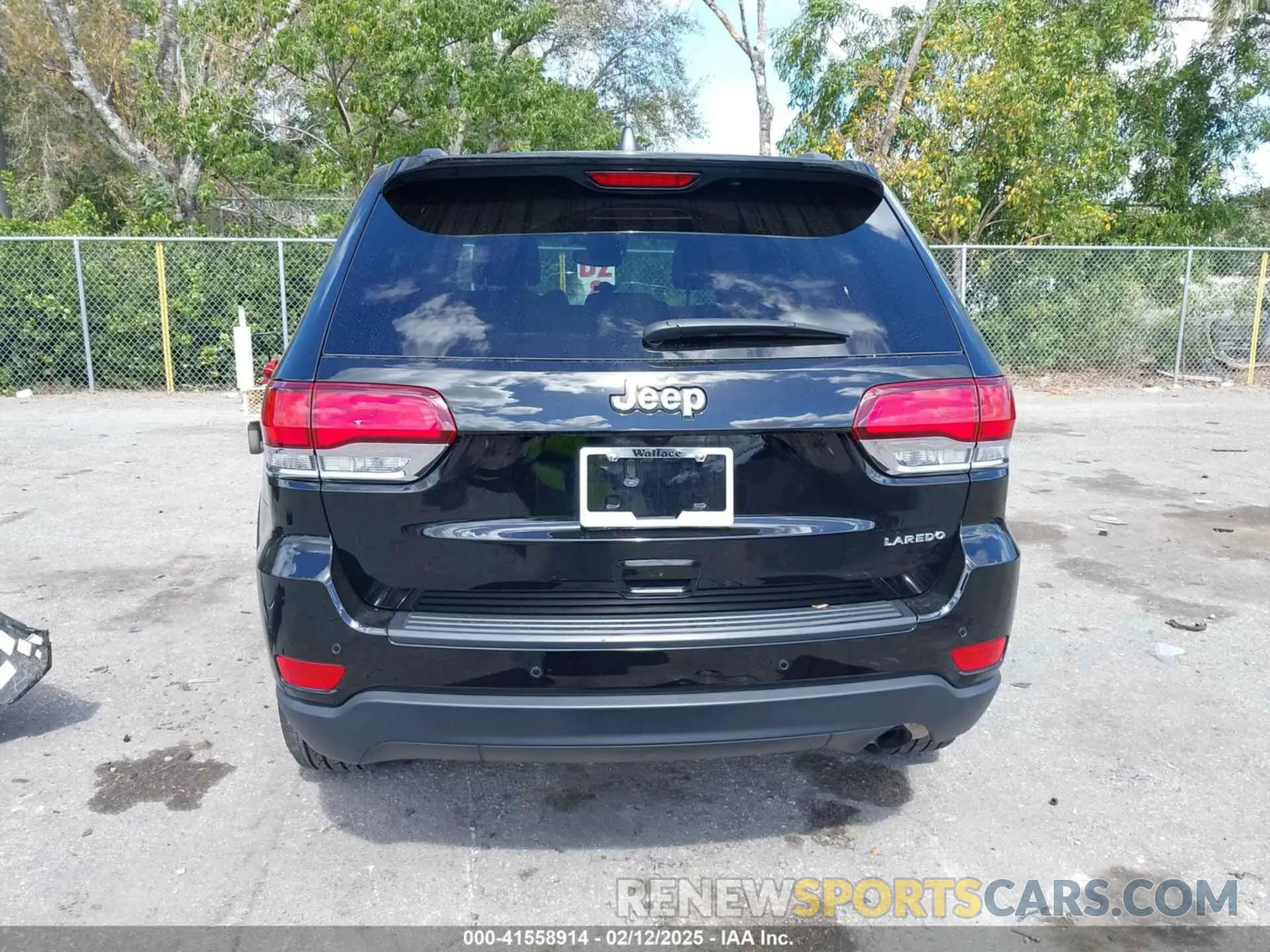 16 Photograph of a damaged car 1C4RJEAG5MC843953 JEEP GRAND CHEROKEE 2021