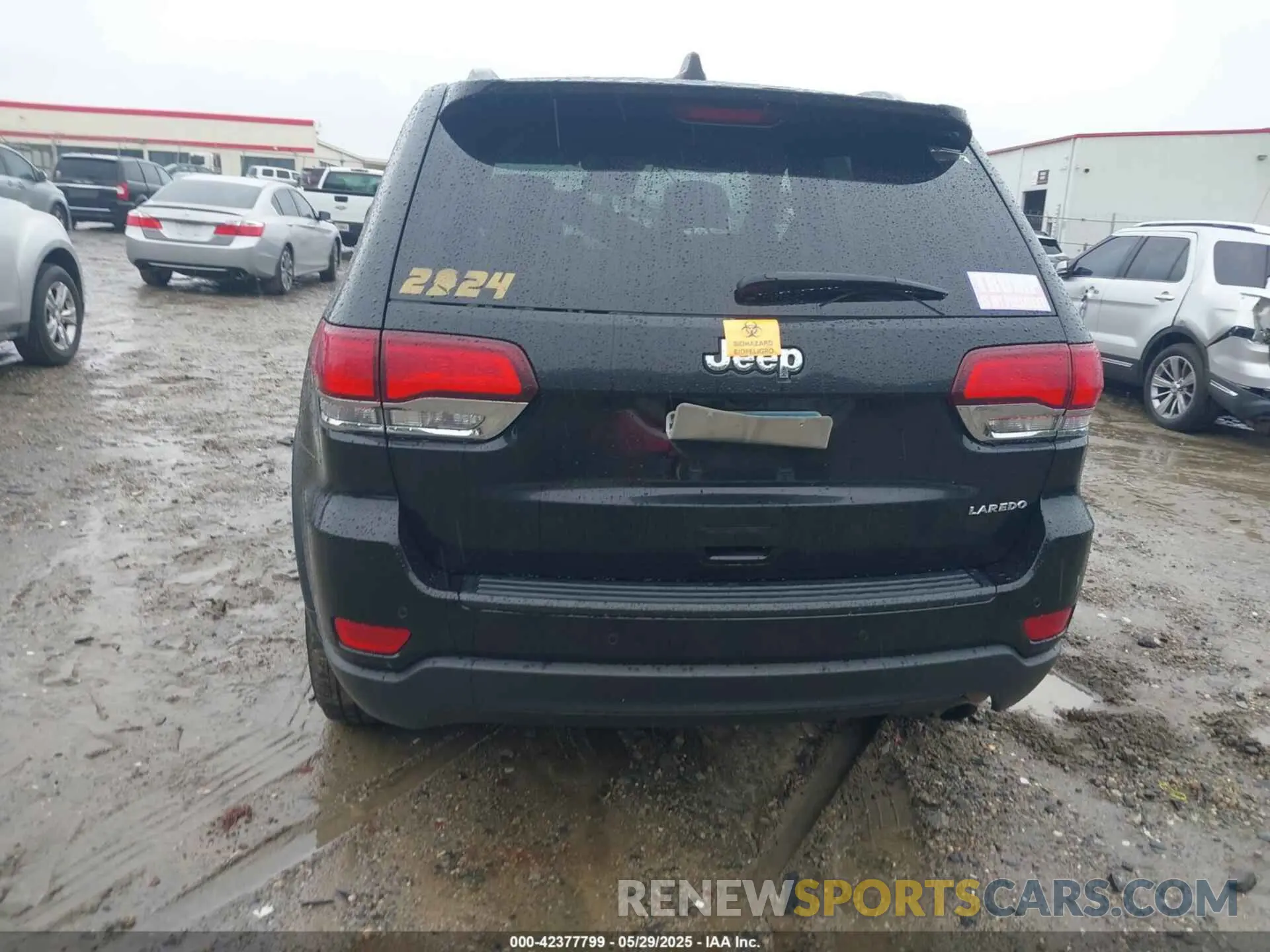16 Photograph of a damaged car 1C4RJEAG7MC658187 JEEP GRAND CHEROKEE 2021