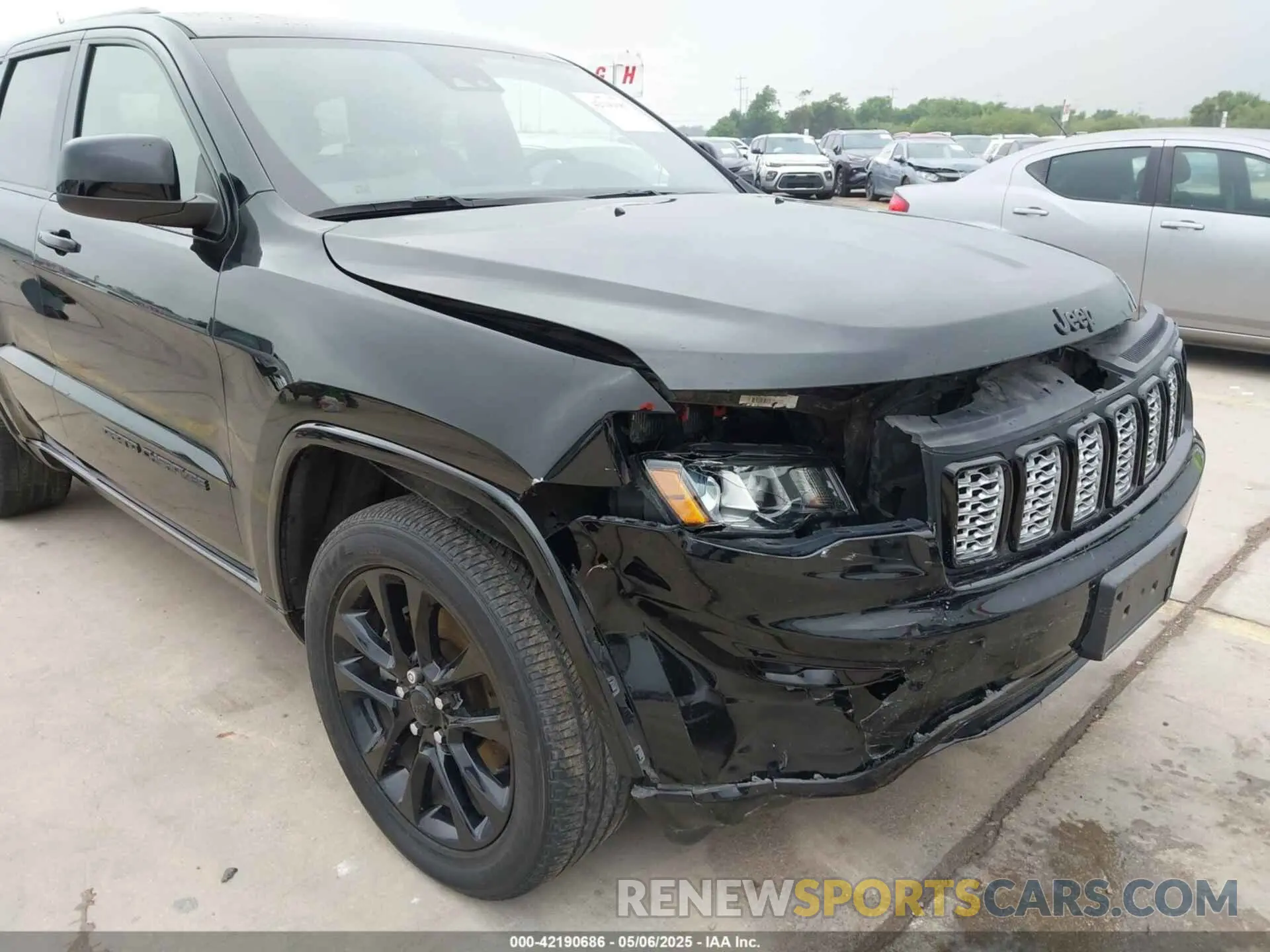 6 Photograph of a damaged car 1C4RJEAG8MC714539 JEEP GRAND CHEROKEE 2021