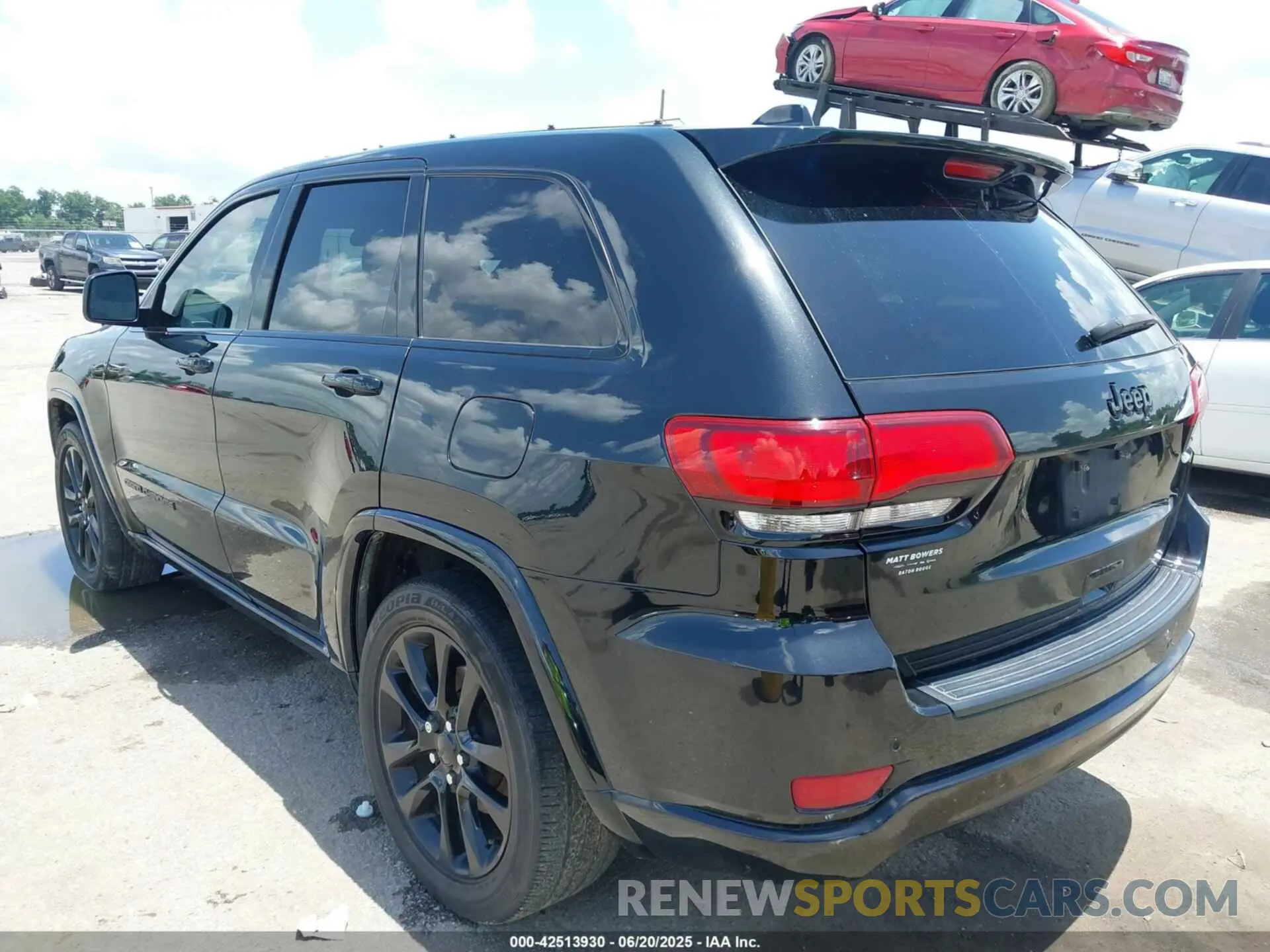 3 Photograph of a damaged car 1C4RJEAG8MC739568 JEEP GRAND CHEROKEE 2021