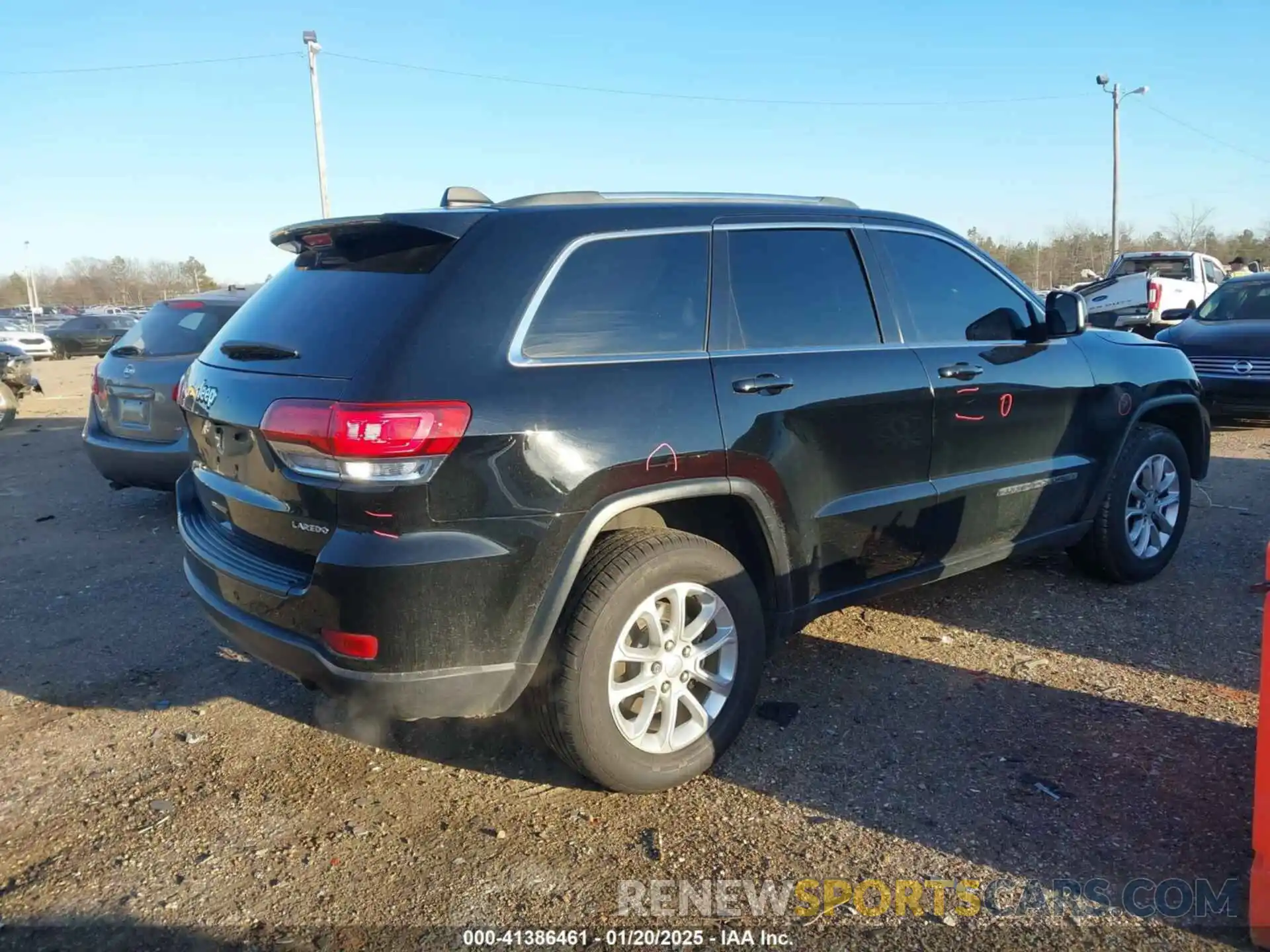 4 Photograph of a damaged car 1C4RJEAG9MC511837 JEEP GRAND CHEROKEE 2021