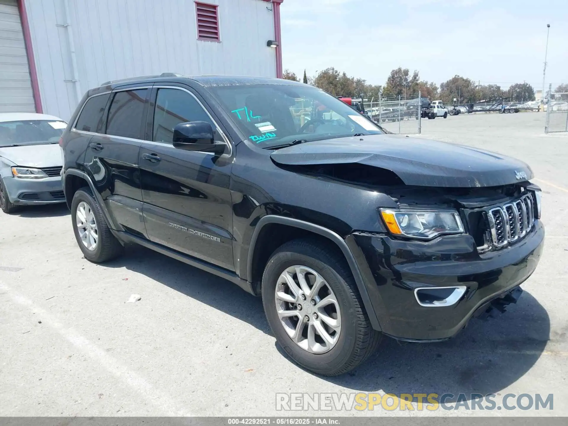 1 Photograph of a damaged car 1C4RJEAG9MC631153 JEEP GRAND CHEROKEE 2021