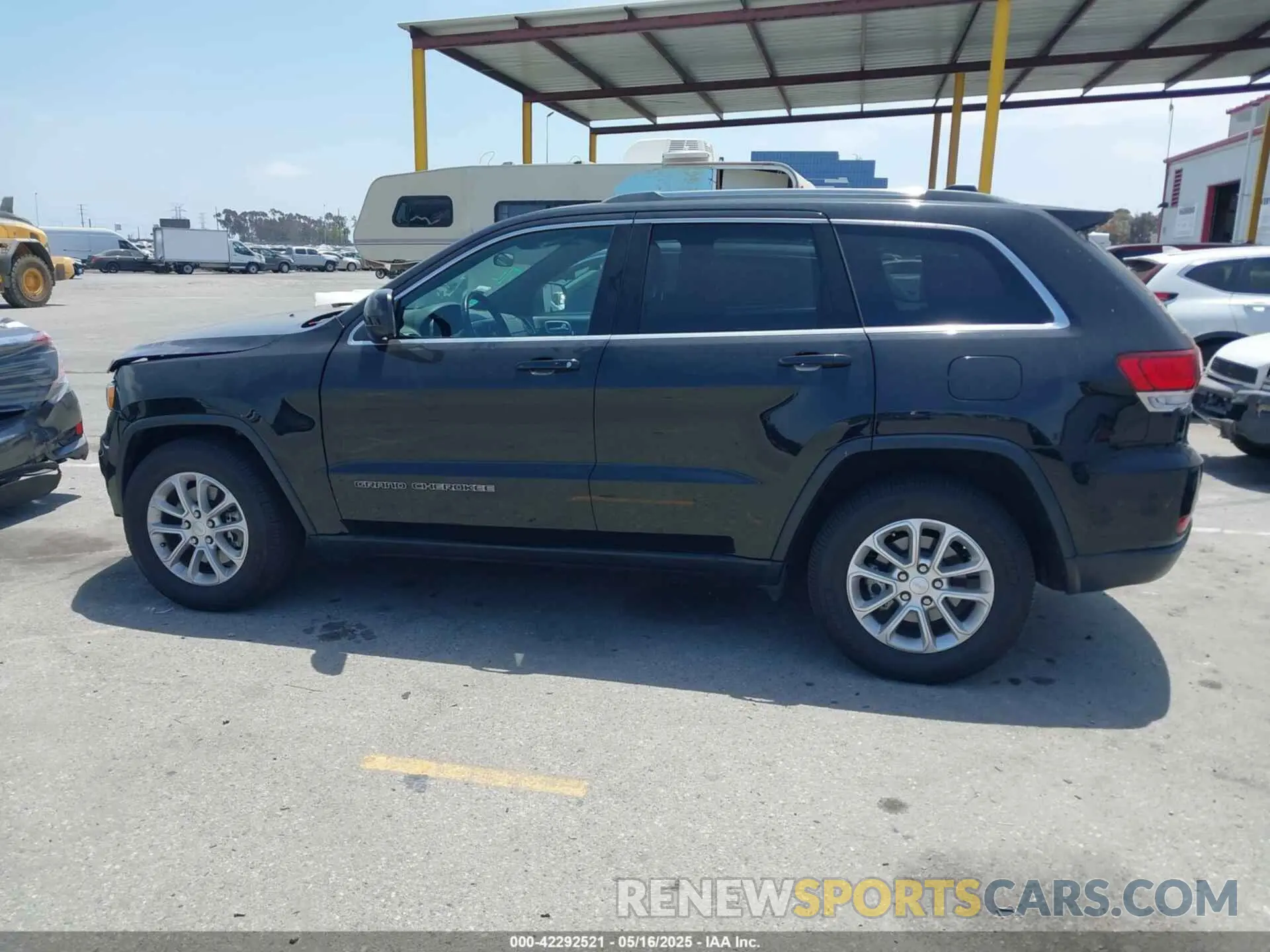 15 Photograph of a damaged car 1C4RJEAG9MC631153 JEEP GRAND CHEROKEE 2021