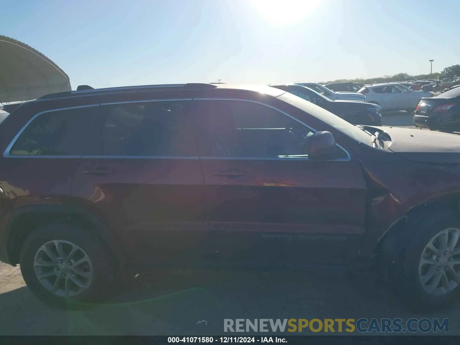14 Photograph of a damaged car 1C4RJEAG9MC739126 JEEP GRAND CHEROKEE 2021
