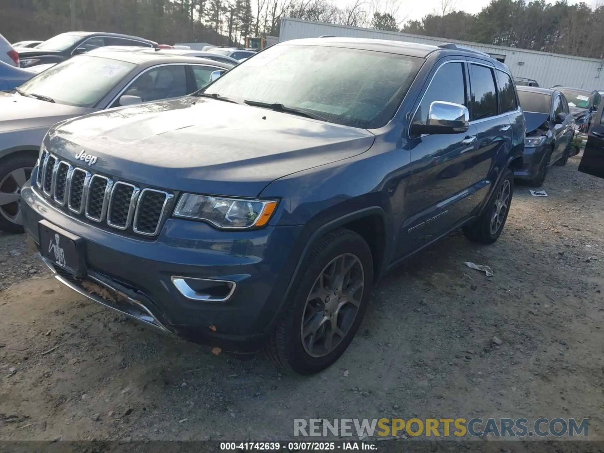 2 Photograph of a damaged car 1C4RJEBG1MC783023 JEEP GRAND CHEROKEE 2021