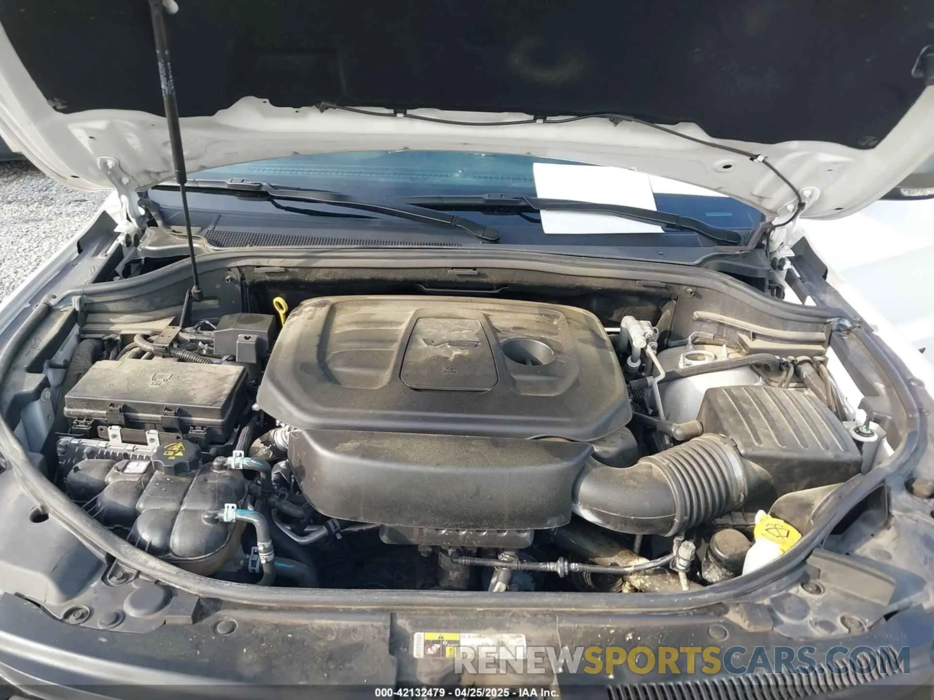 10 Photograph of a damaged car 1C4RJEBG3MC548526 JEEP GRAND CHEROKEE 2021