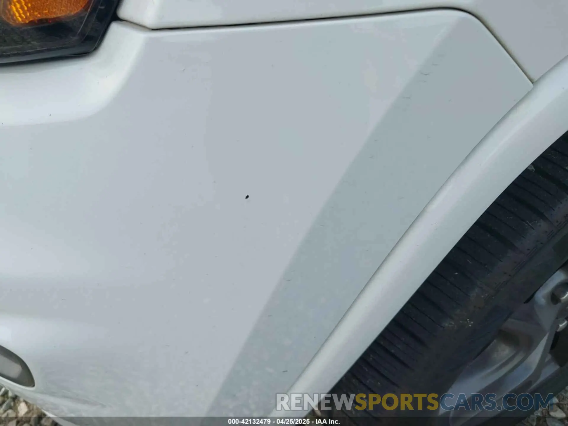 6 Photograph of a damaged car 1C4RJEBG3MC548526 JEEP GRAND CHEROKEE 2021