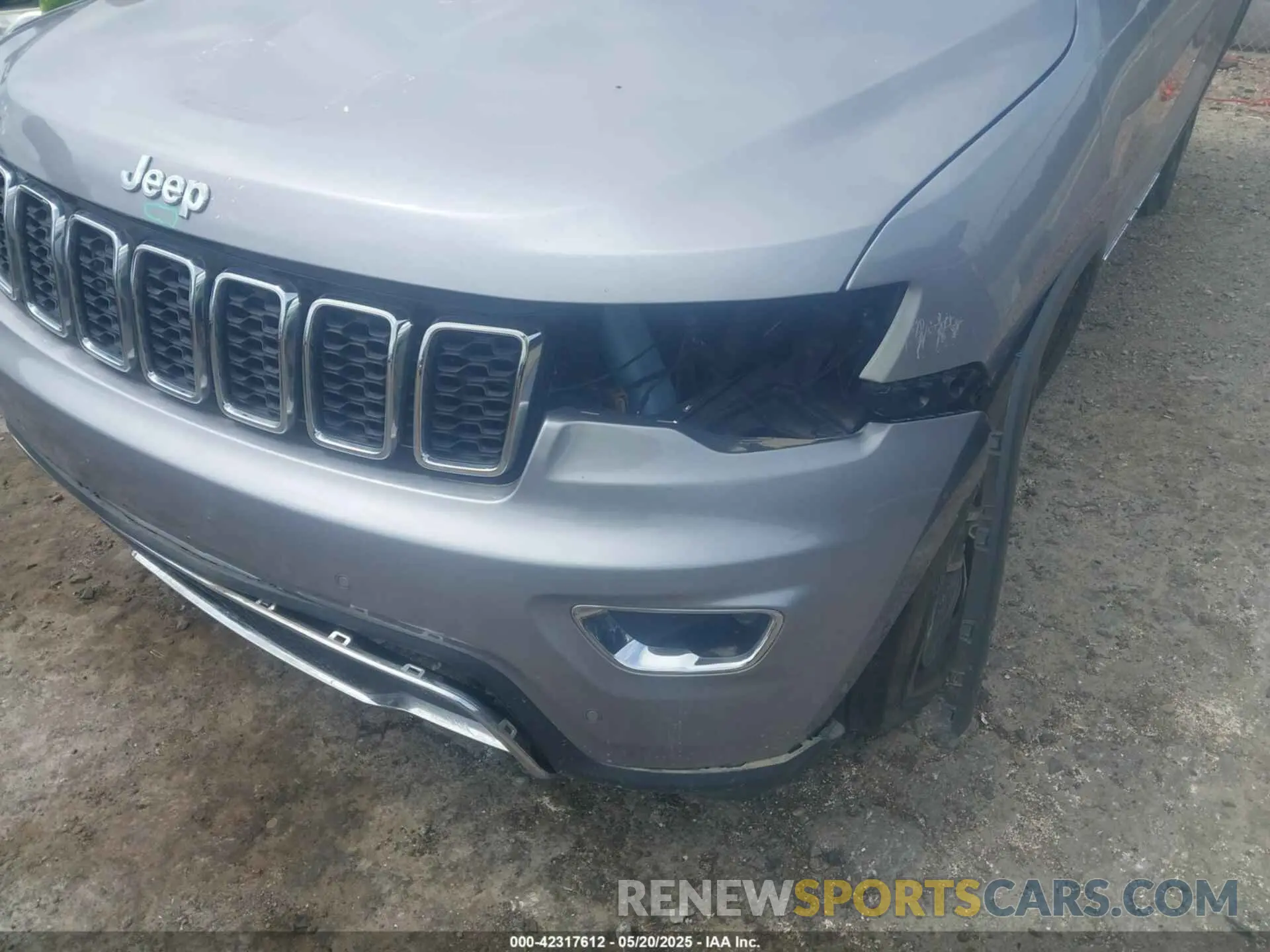 6 Photograph of a damaged car 1C4RJEBG4MC783968 JEEP GRAND CHEROKEE 2021
