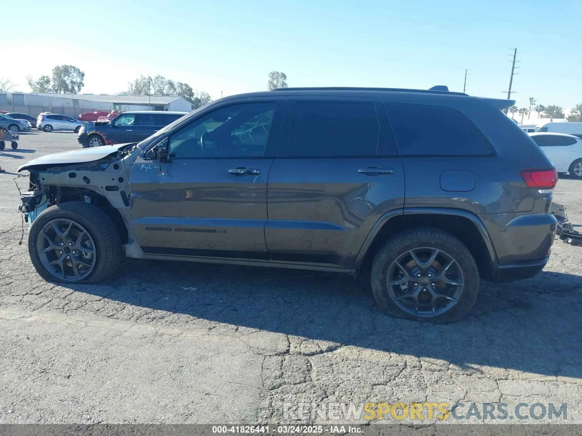 15 Photograph of a damaged car 1C4RJEBGXMC511179 JEEP GRAND CHEROKEE 2021