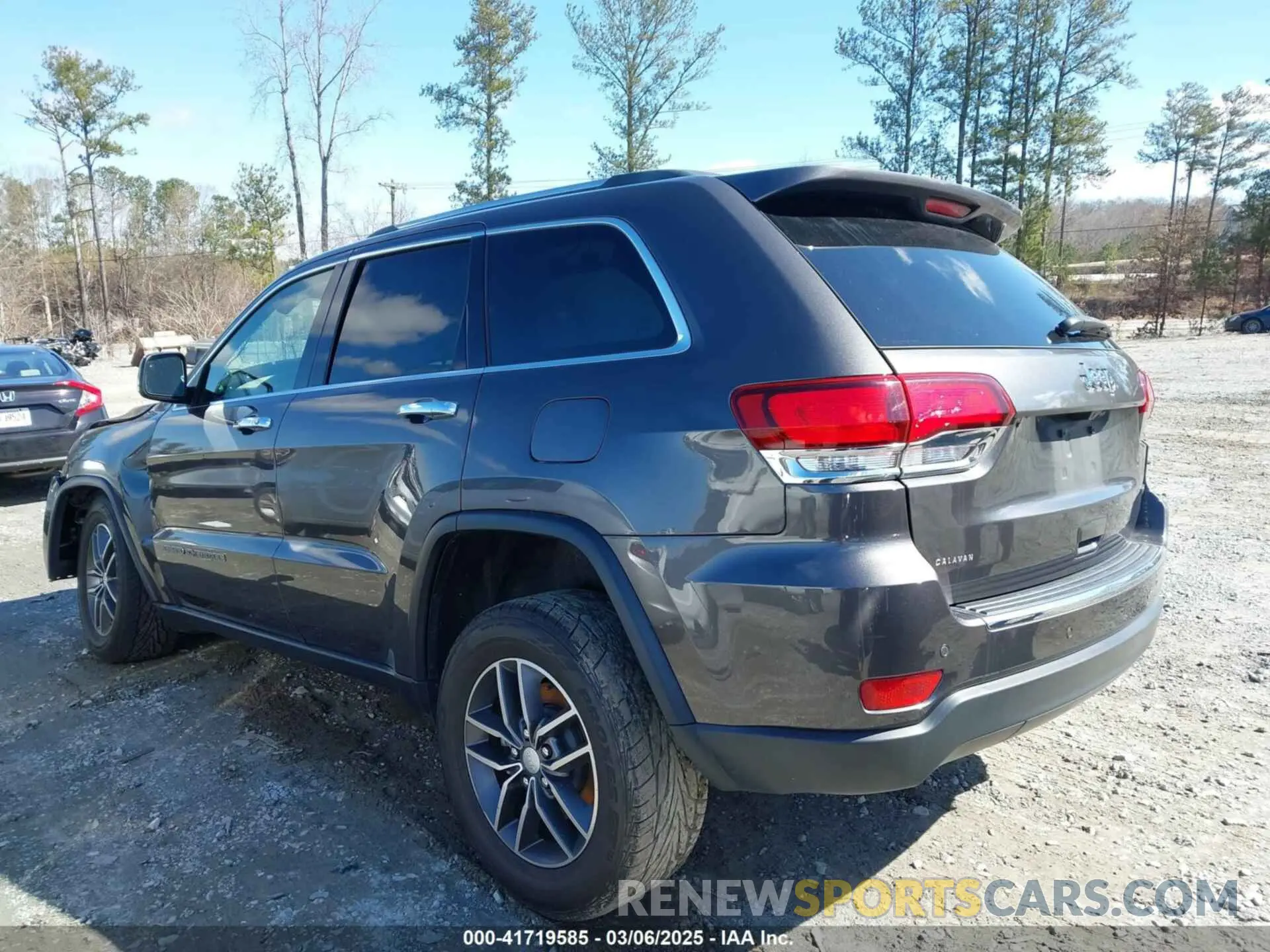 13 Photograph of a damaged car 1C4RJEBGXMC623755 JEEP GRAND CHEROKEE 2021