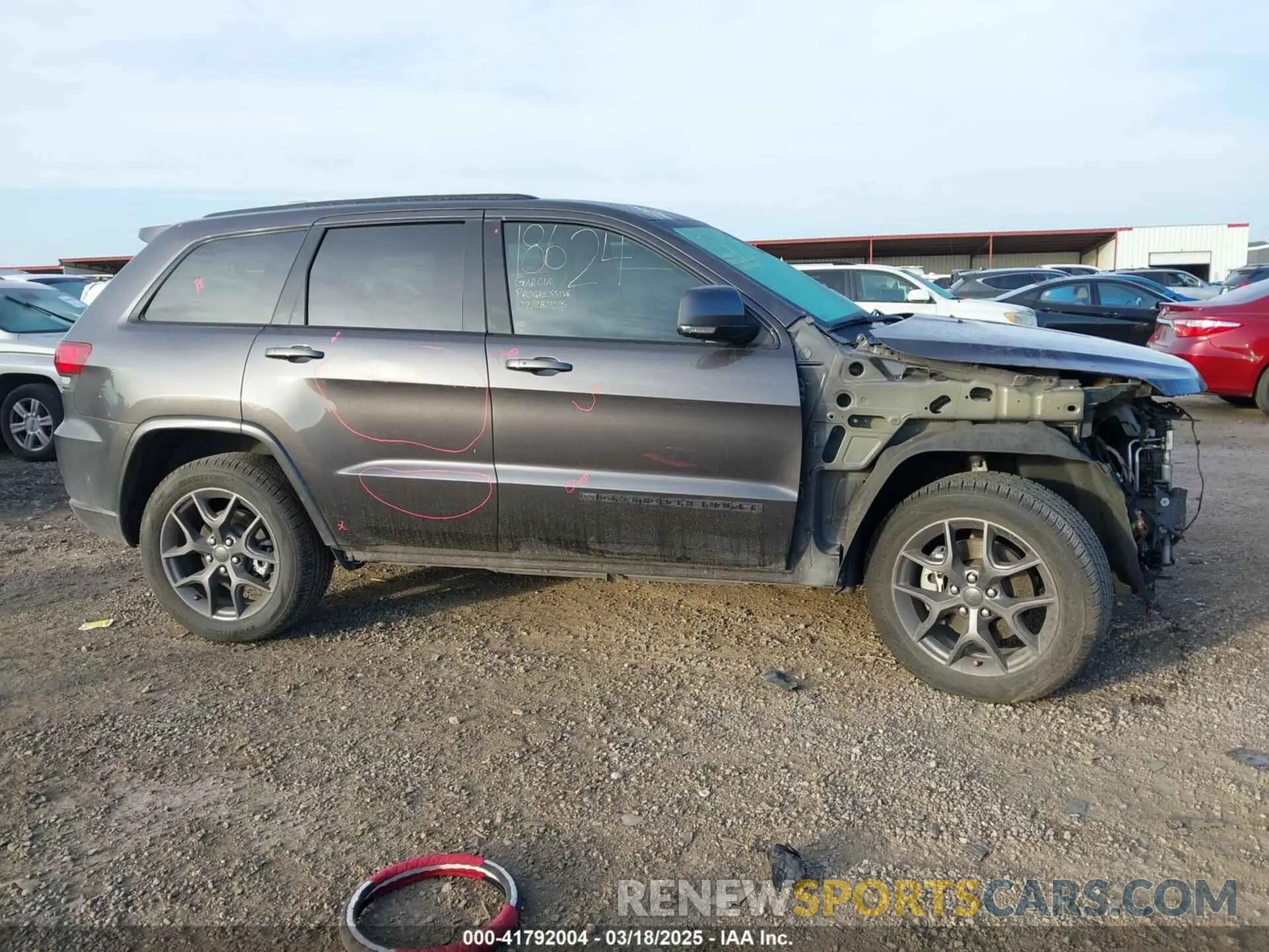14 Photograph of a damaged car 1C4RJEBGXMC624310 JEEP GRAND CHEROKEE 2021