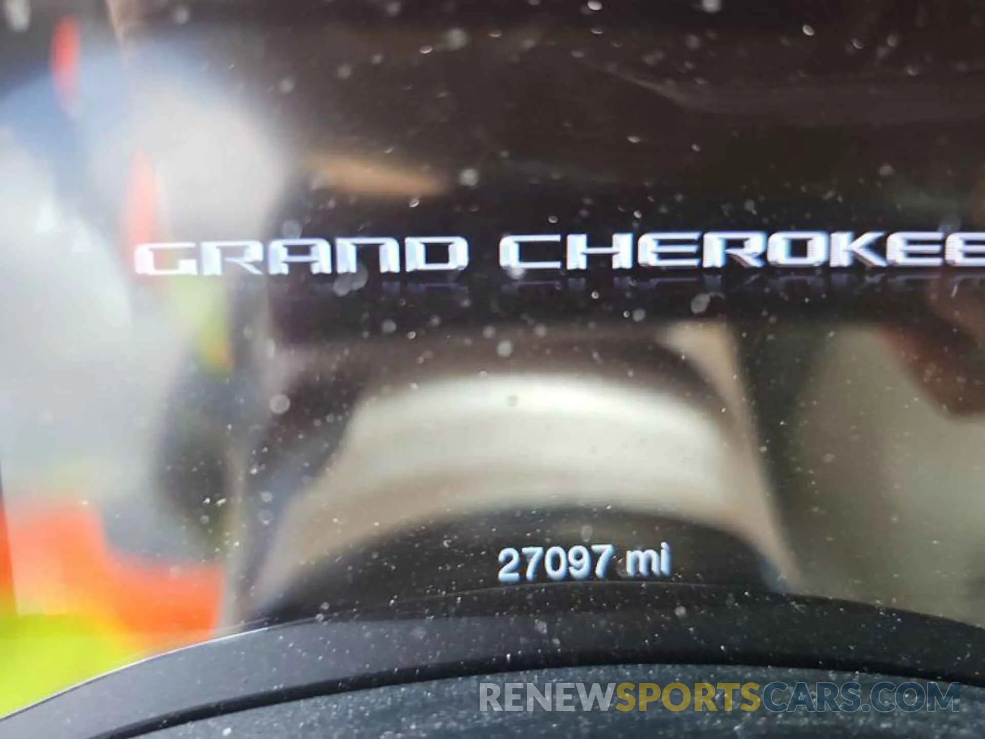 10 Photograph of a damaged car 1C4RJECG4MC511063 JEEP GRAND CHEROKEE 2021
