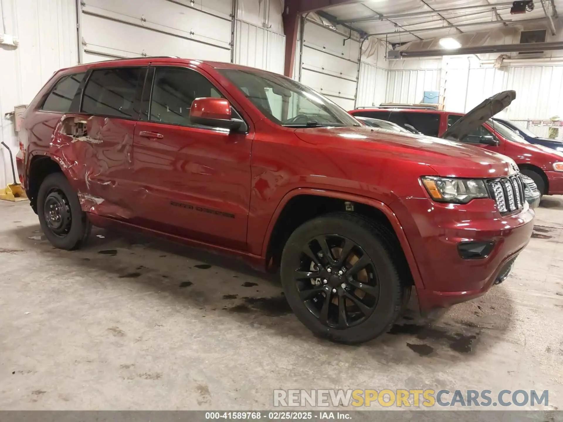 1 Photograph of a damaged car 1C4RJFAG1MC583539 JEEP GRAND CHEROKEE 2021