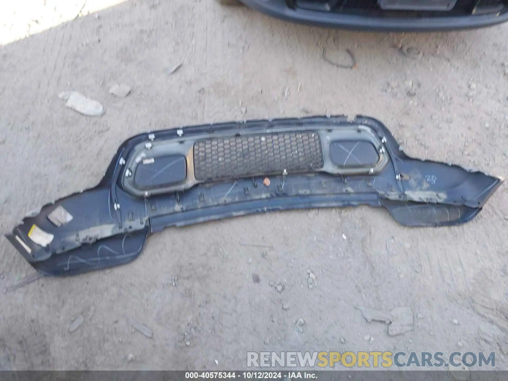 12 Photograph of a damaged car 1C4RJFAG1MC732578 JEEP GRAND CHEROKEE 2021