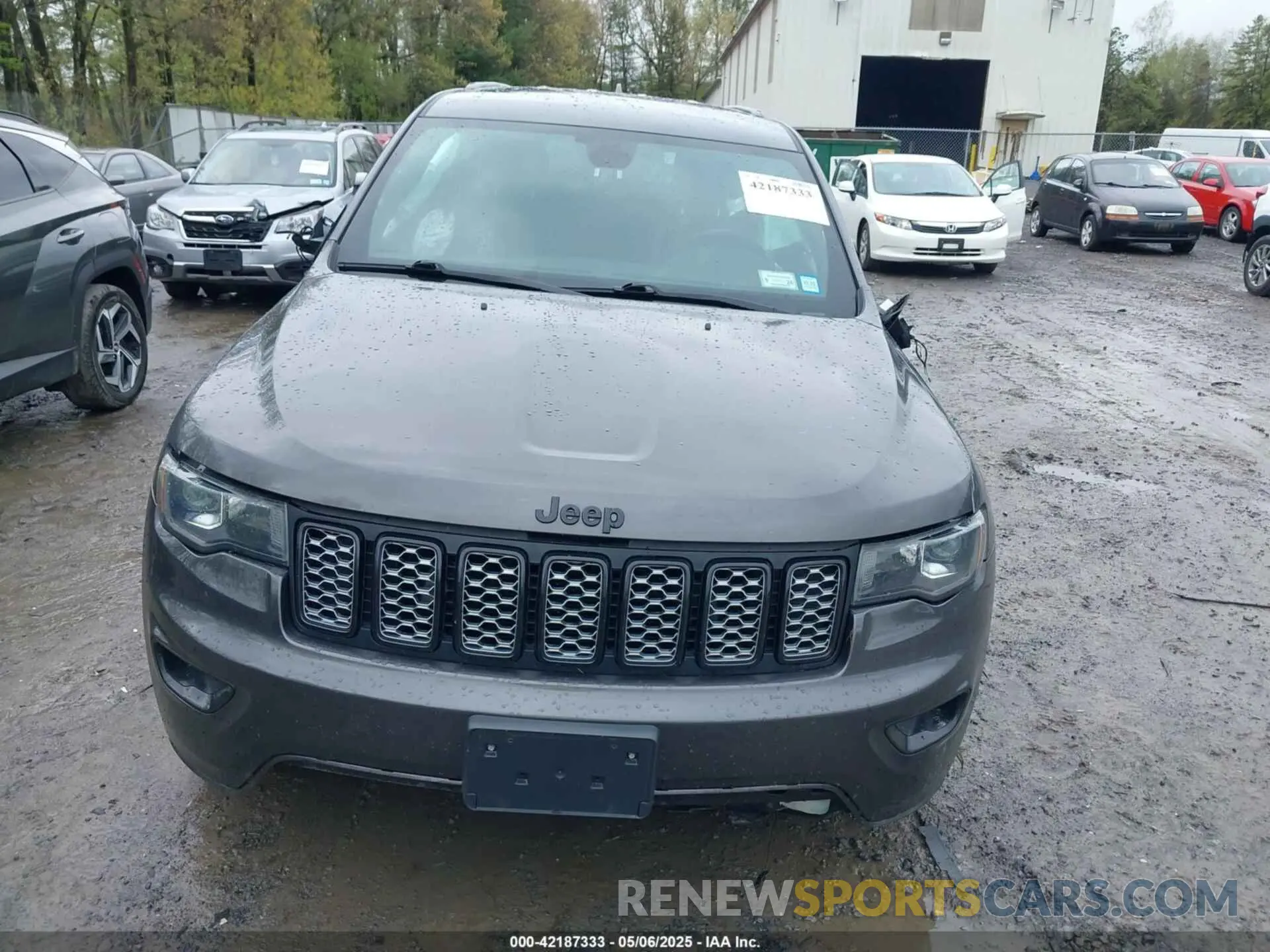 11 Photograph of a damaged car 1C4RJFAG1MC810633 JEEP GRAND CHEROKEE 2021