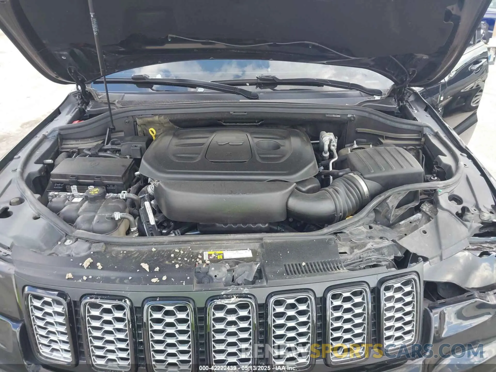 10 Photograph of a damaged car 1C4RJFAG2MC516111 JEEP GRAND CHEROKEE 2021