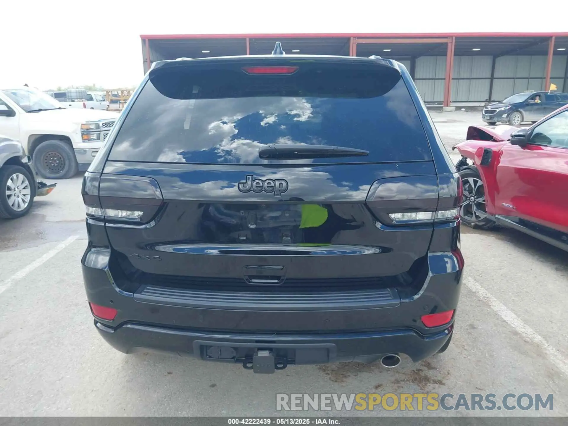 16 Photograph of a damaged car 1C4RJFAG2MC516111 JEEP GRAND CHEROKEE 2021