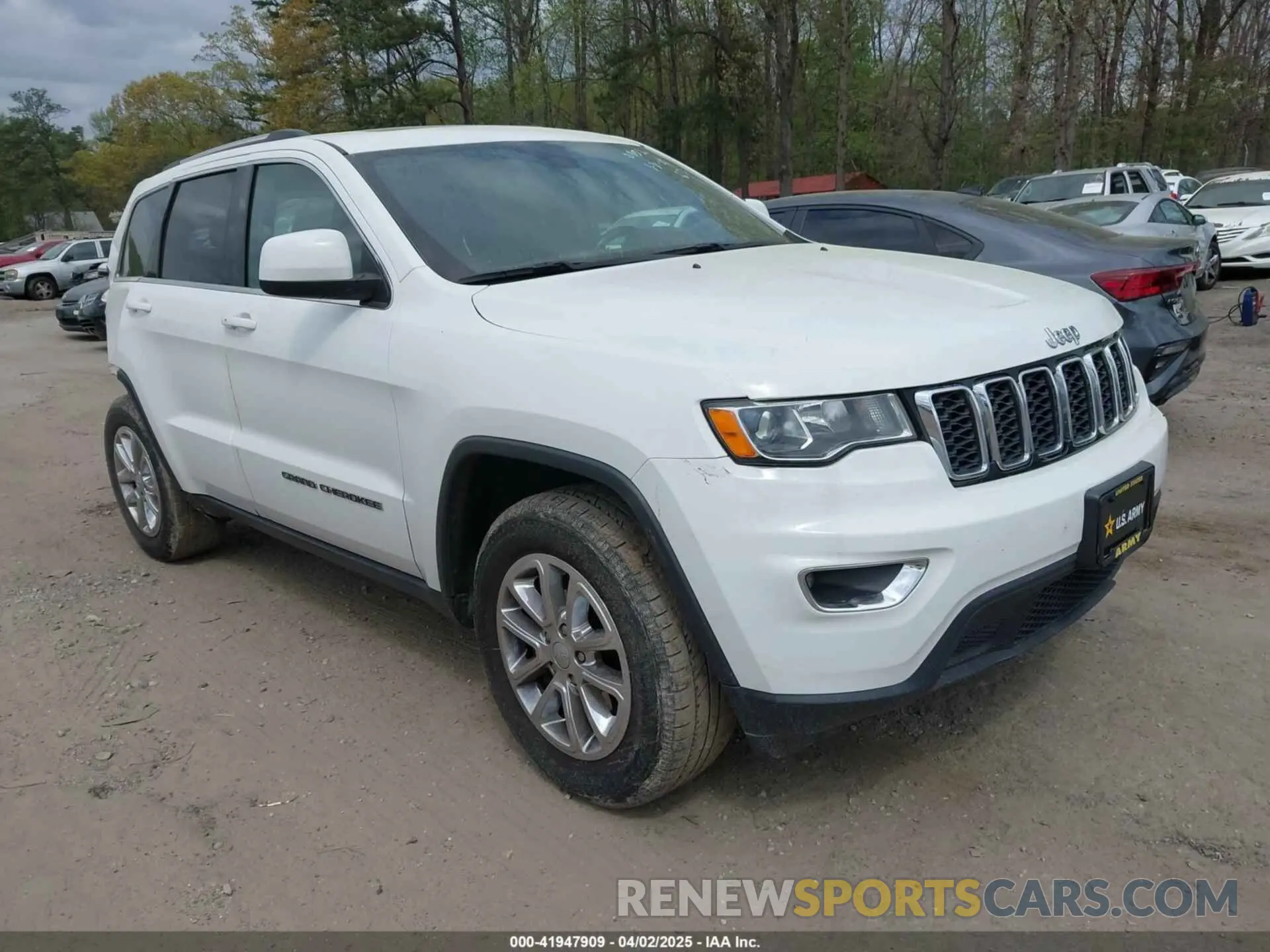 1 Photograph of a damaged car 1C4RJFAG2MC550002 JEEP GRAND CHEROKEE 2021