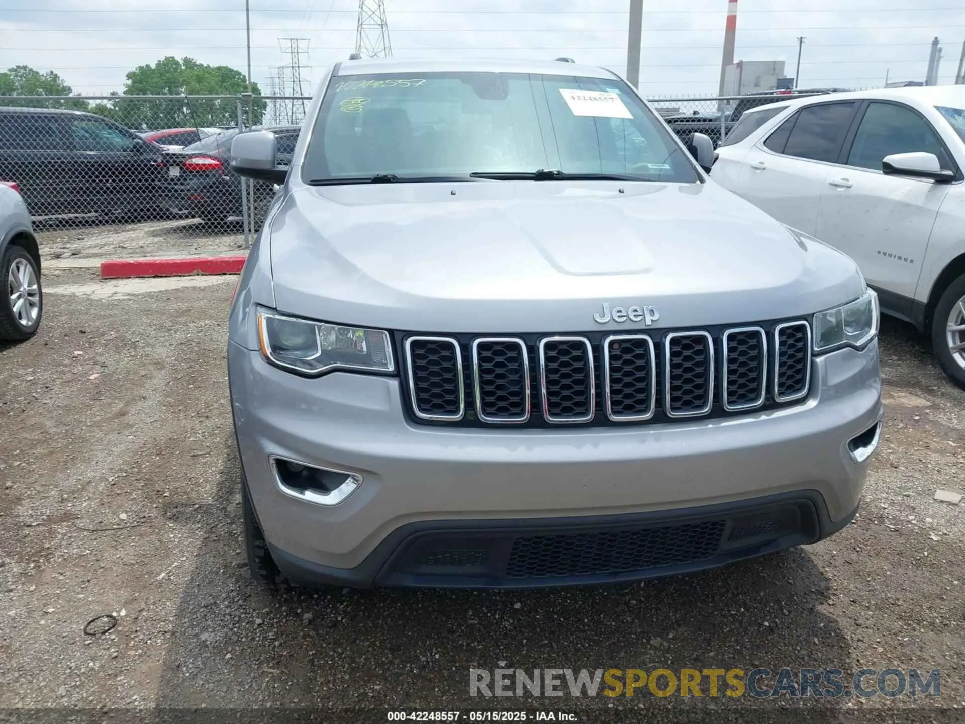 13 Photograph of a damaged car 1C4RJFAG3MC503724 JEEP GRAND CHEROKEE 2021