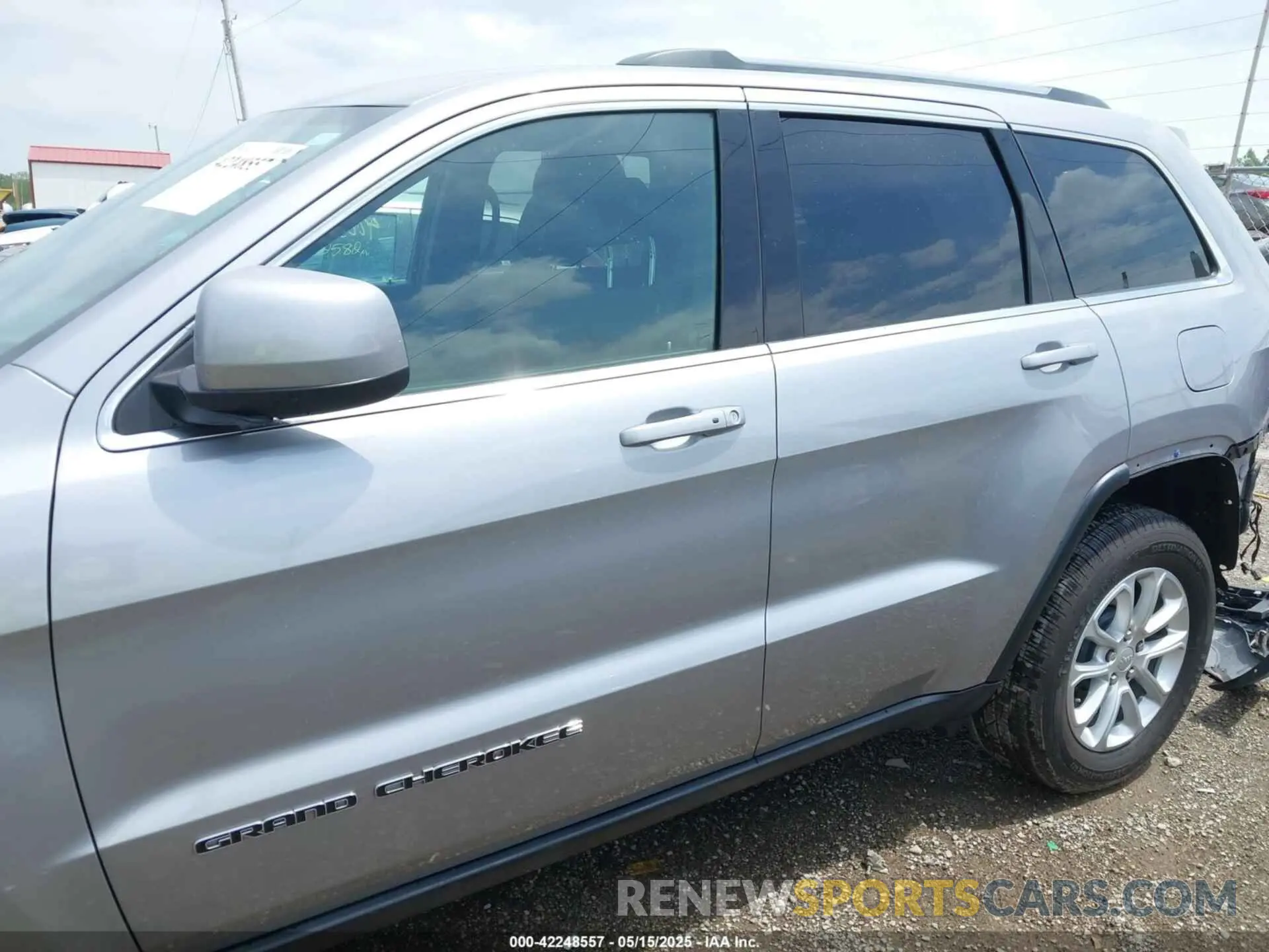 15 Photograph of a damaged car 1C4RJFAG3MC503724 JEEP GRAND CHEROKEE 2021