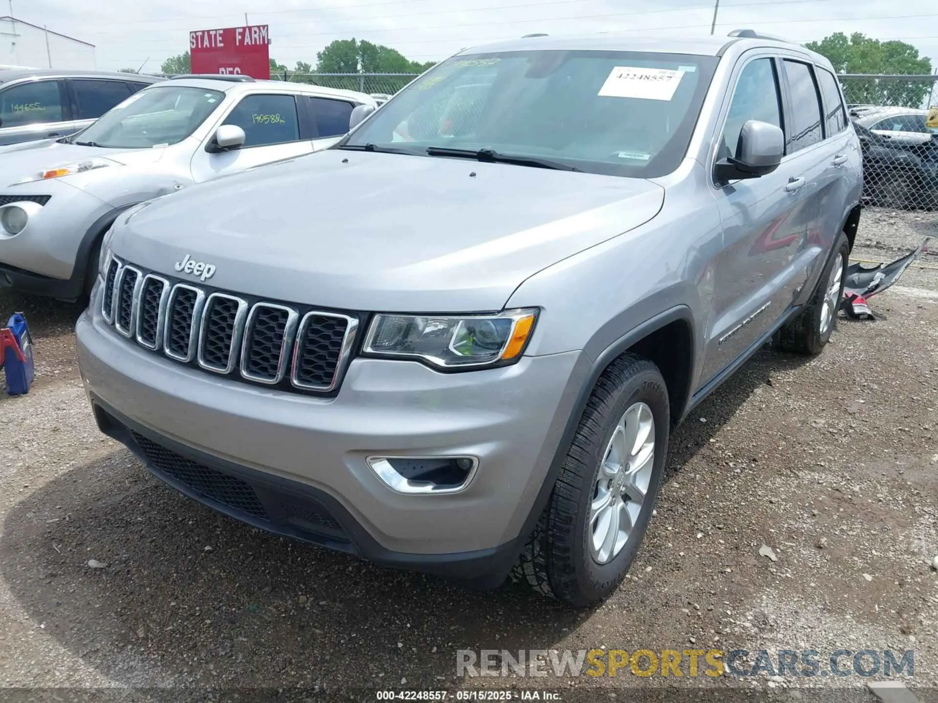 2 Photograph of a damaged car 1C4RJFAG3MC503724 JEEP GRAND CHEROKEE 2021