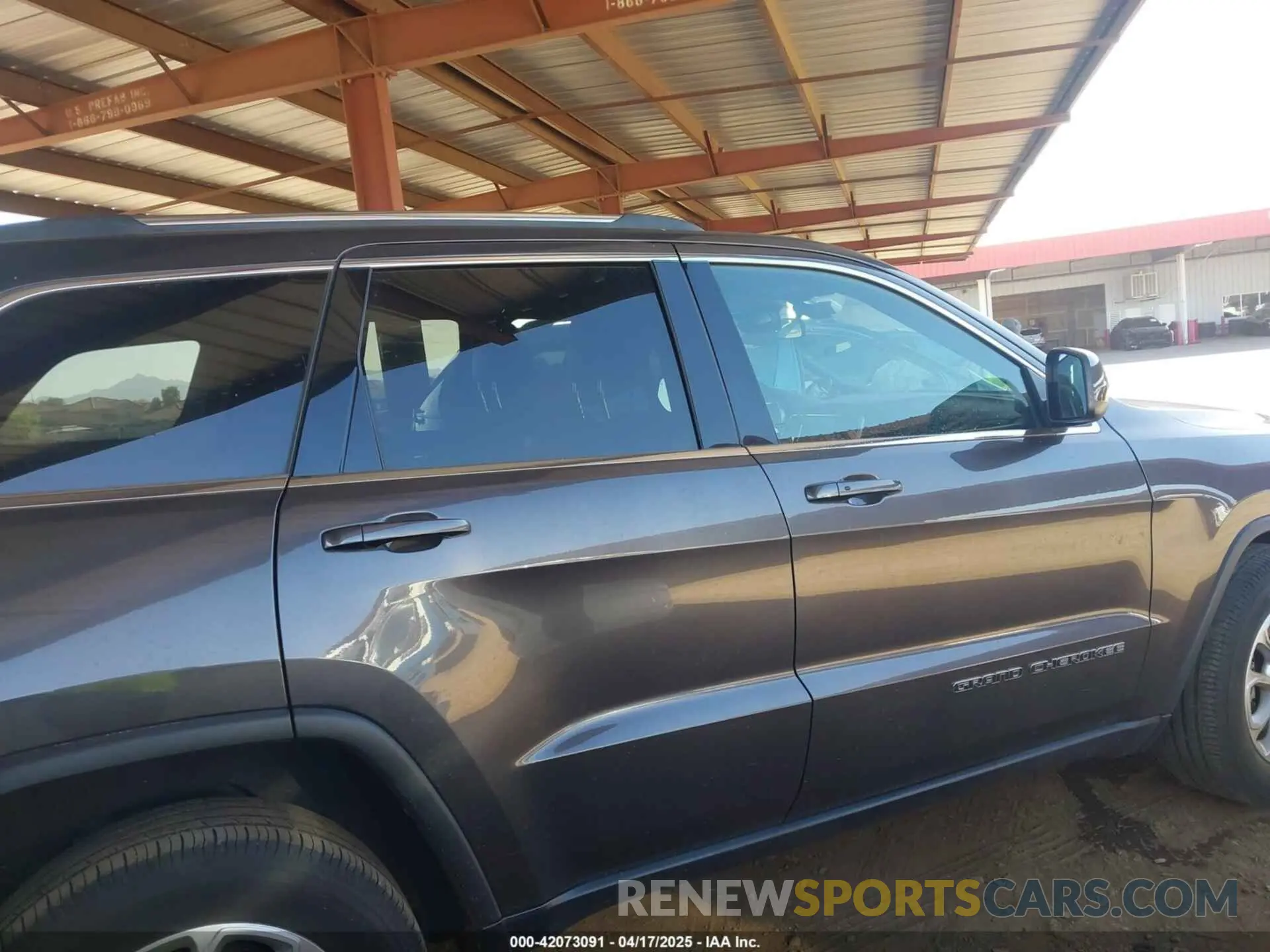 13 Photograph of a damaged car 1C4RJFAG3MC507823 JEEP GRAND CHEROKEE 2021