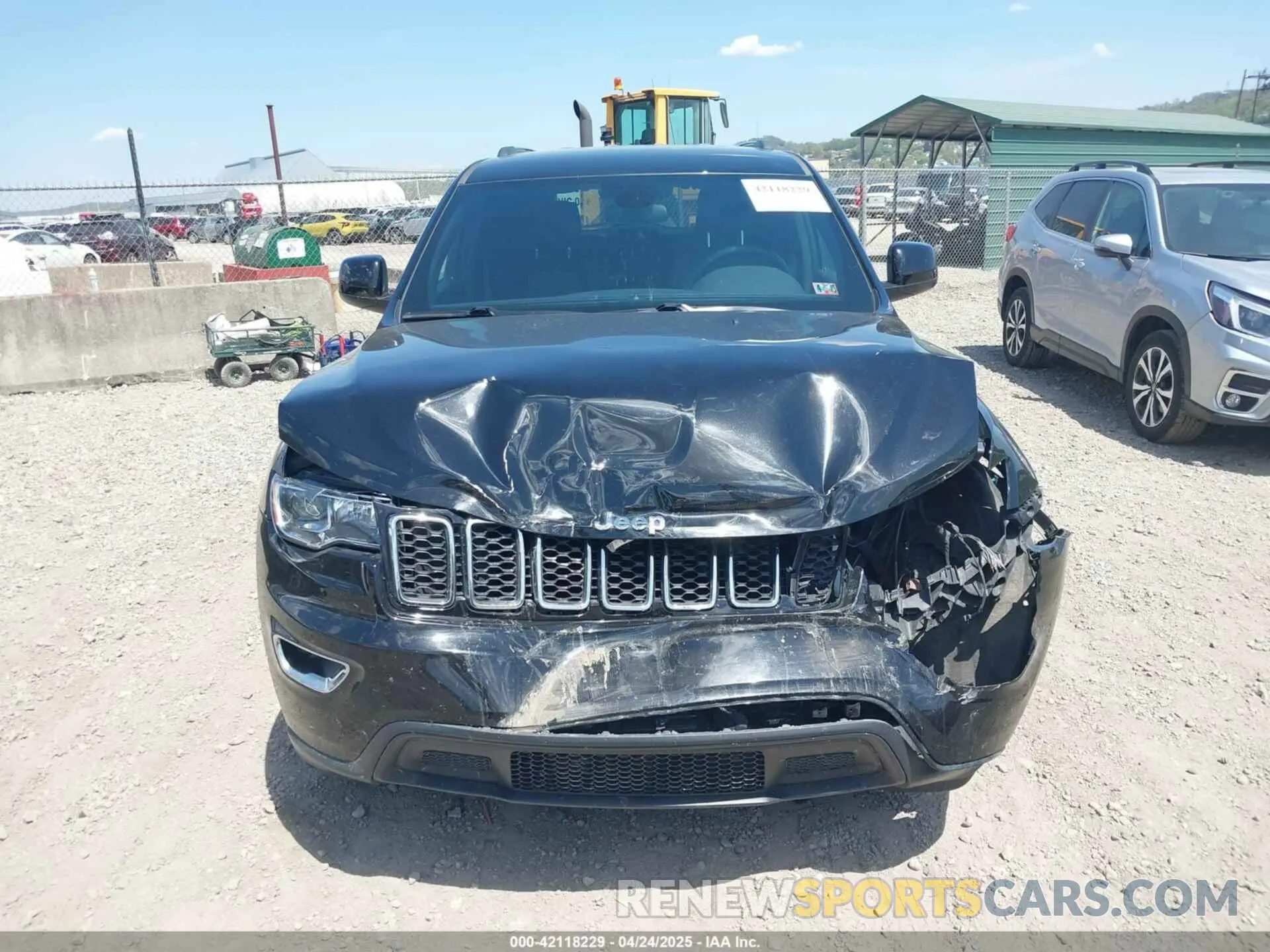 13 Photograph of a damaged car 1C4RJFAG3MC612605 JEEP GRAND CHEROKEE 2021