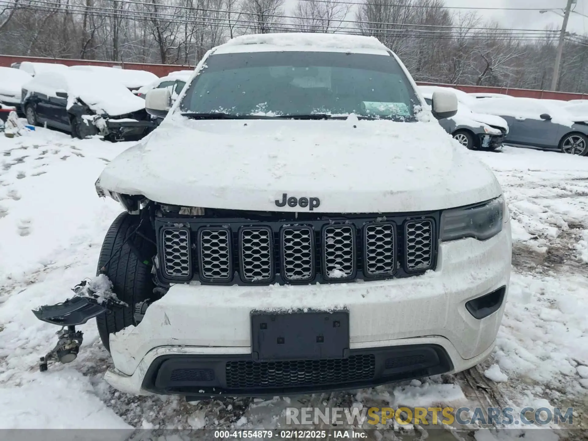 12 Photograph of a damaged car 1C4RJFAG3MC779871 JEEP GRAND CHEROKEE 2021